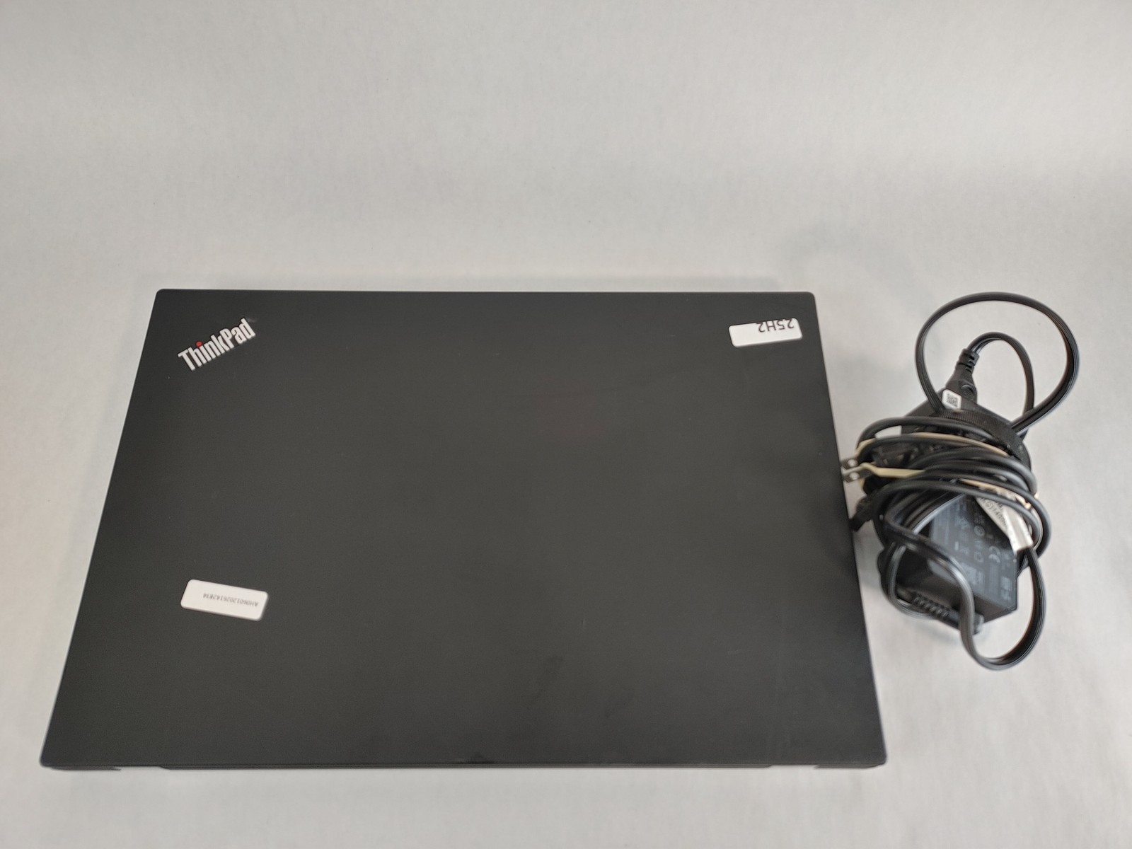 Lenovo ThinkPad P15s Gen 1 Core i7-10510U 1.80 GHz 8 GB DDR4 256 GB NVMe Windows