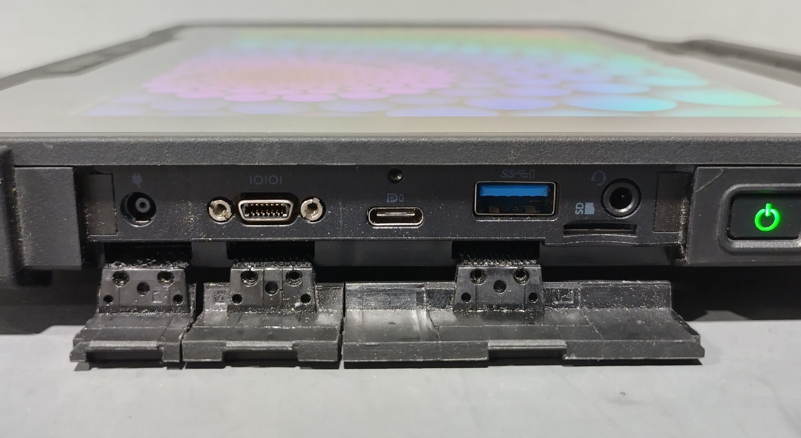 Dell Latitude 7220 Rugged Extreme Tablet i7-8665U 16GB RAM 512GB NVMe No OS