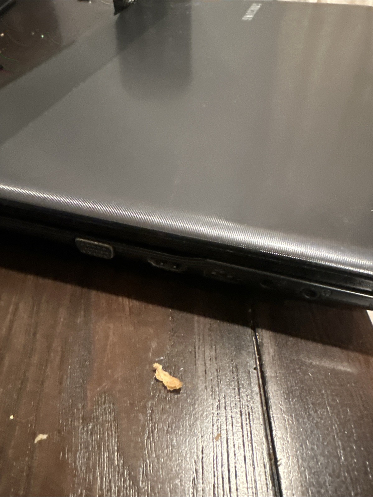 Samsung NP300e4c Laptop no HDD or RAM sticks