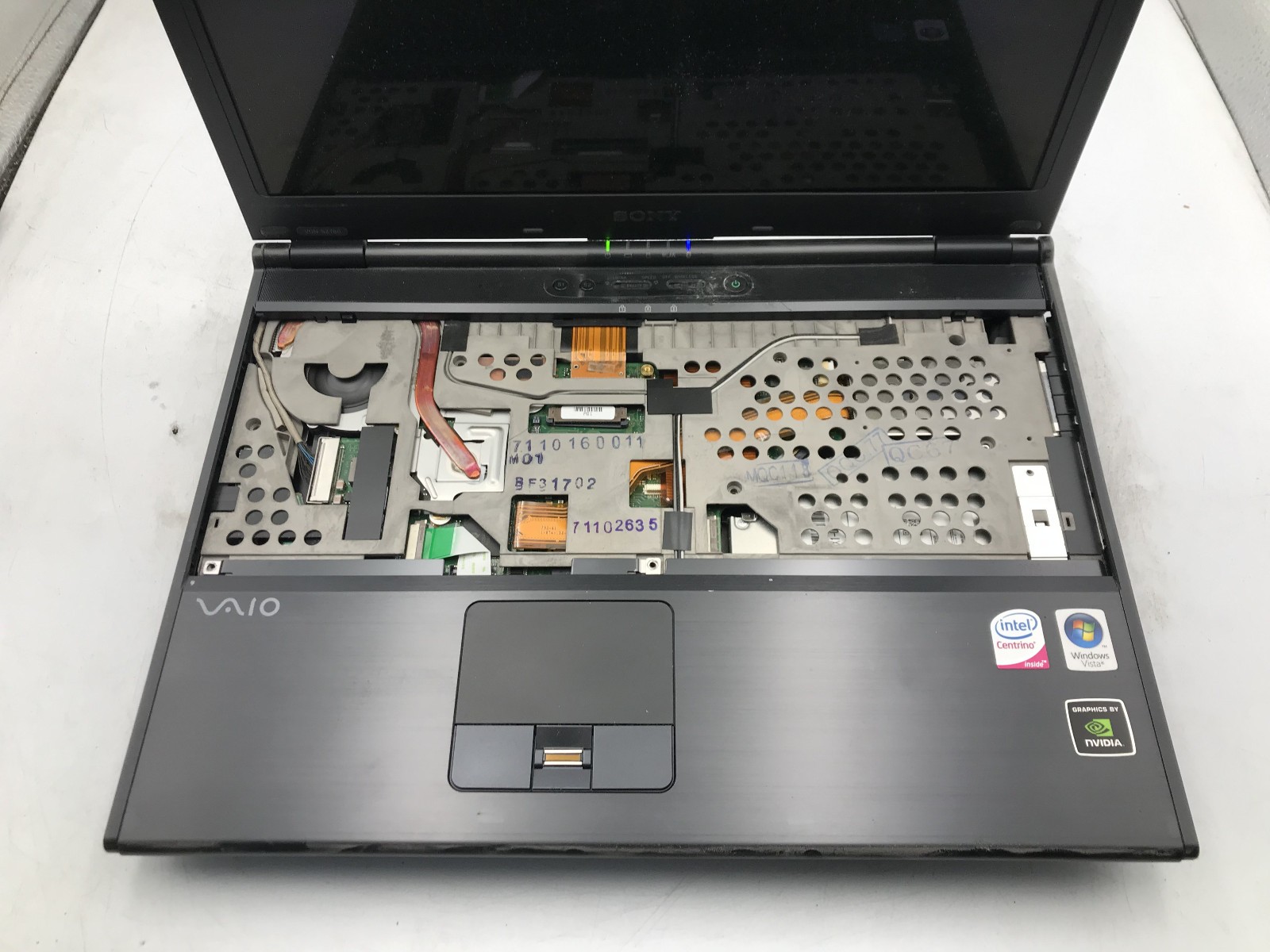 SONY VAIO PCG 6W3L – FOR PARTS/REPAIR – INTEL CENTRINO – 2GB RAM – READ DESC -BB
