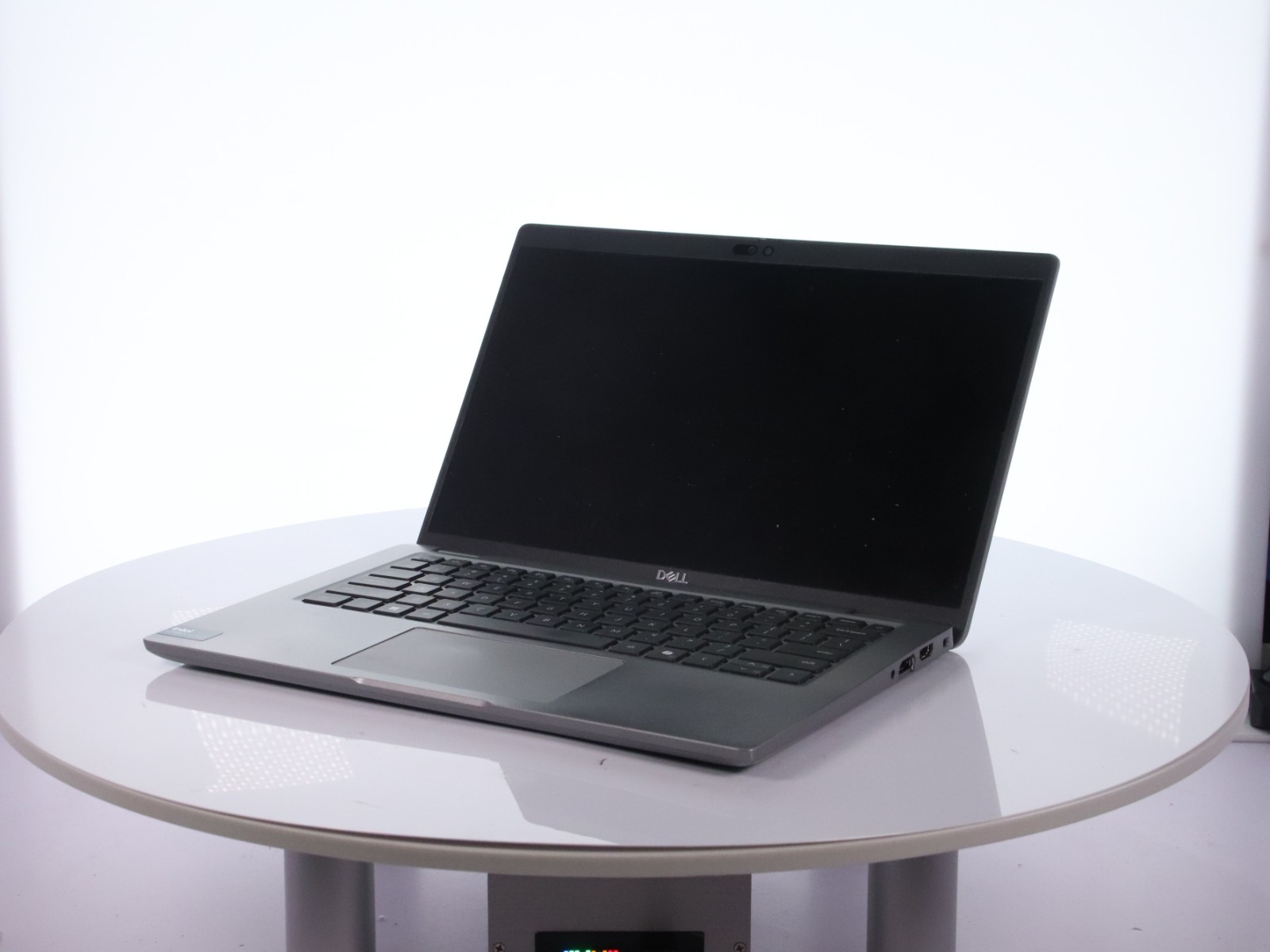 Dell Latitude 5450 Intel Ultra 5 135U 8GB RAM 256GB SSD WIN11P w/AC Adapter