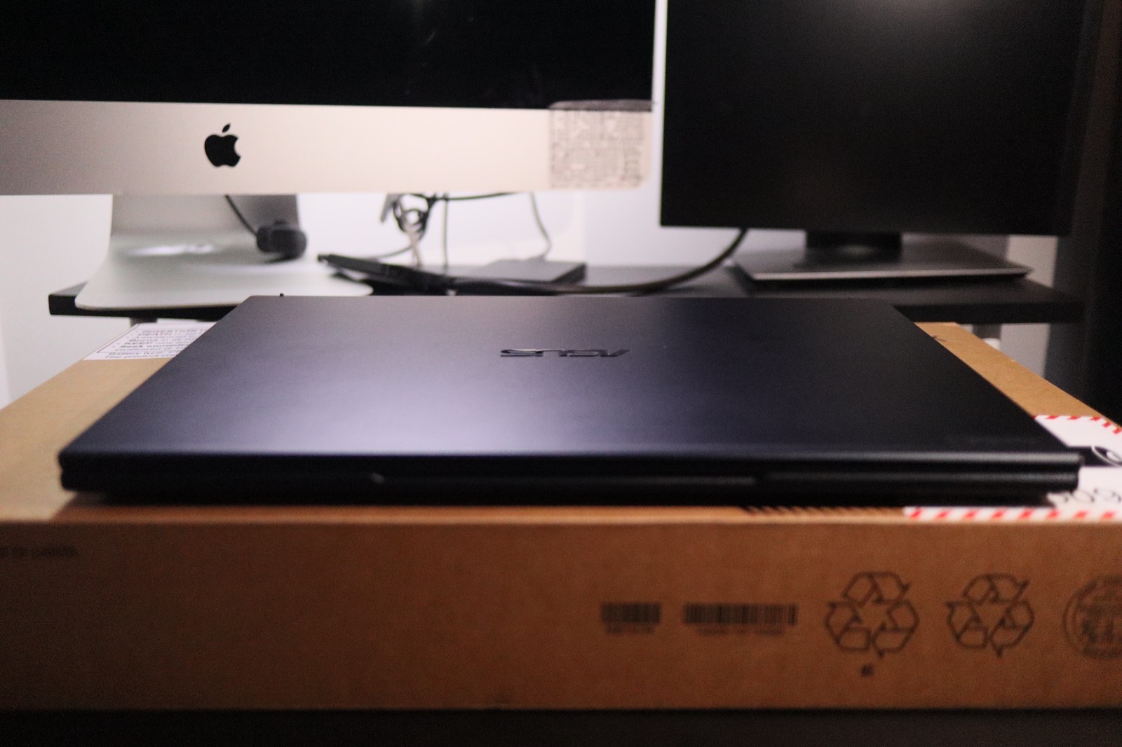 Asus Expertbook B3 | Intel Core Ultra 5 Processor | 512GB SSD storage | 16GB RAM