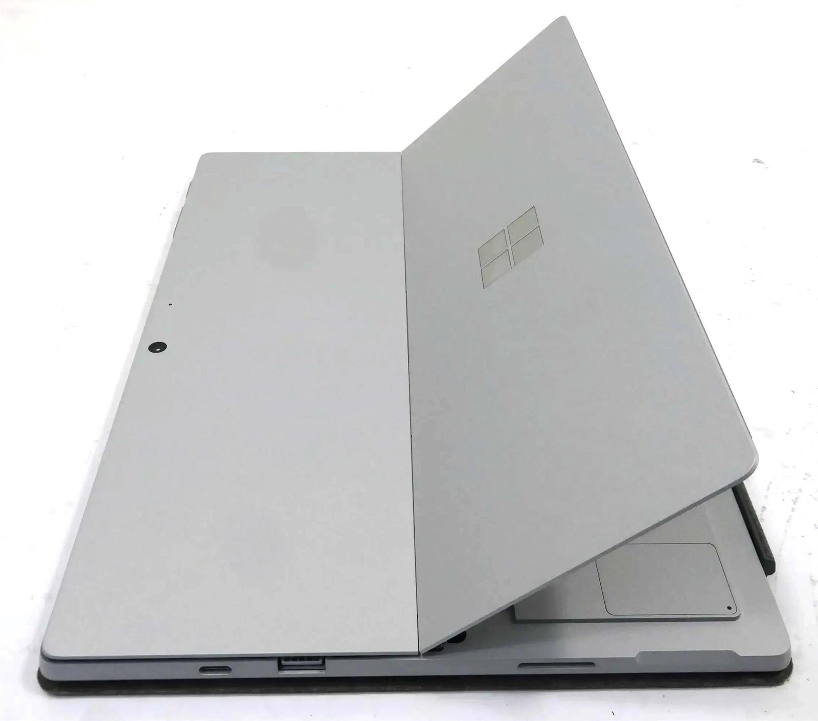Microsoft Surface Pro 7 plus 1960 Core i5-1135G7 2.4GHz 8GB 256GB