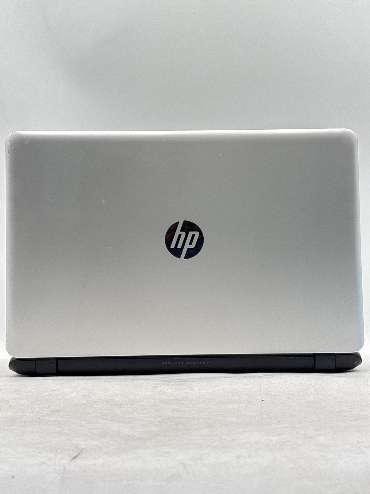 HP 350 G1 15.6″ Laptop Intel Core i3 – No Power