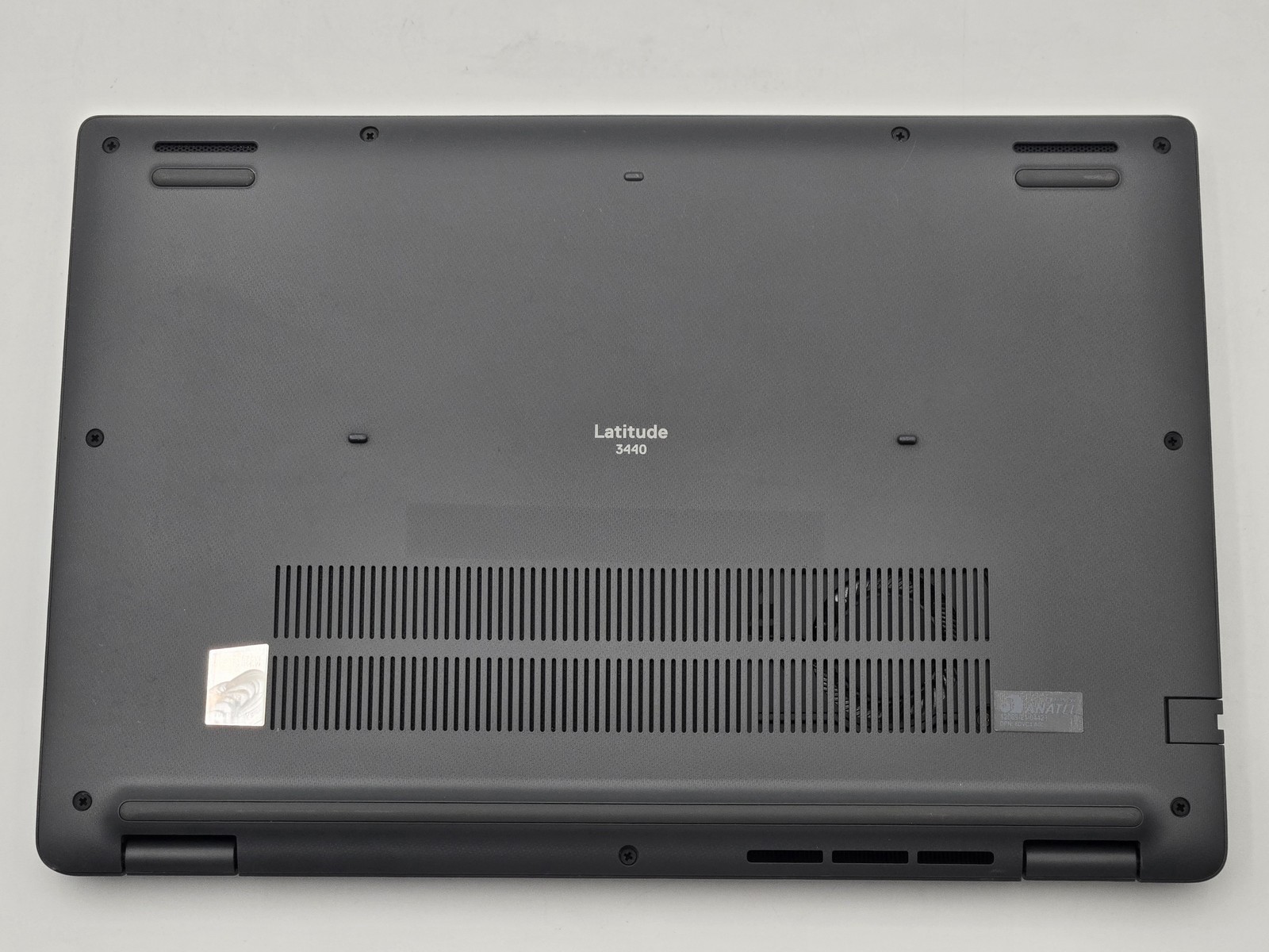 Dell Latitude 3440 14″ FHD i7-1355U 16GB 256GB SSD Win 11 Pro