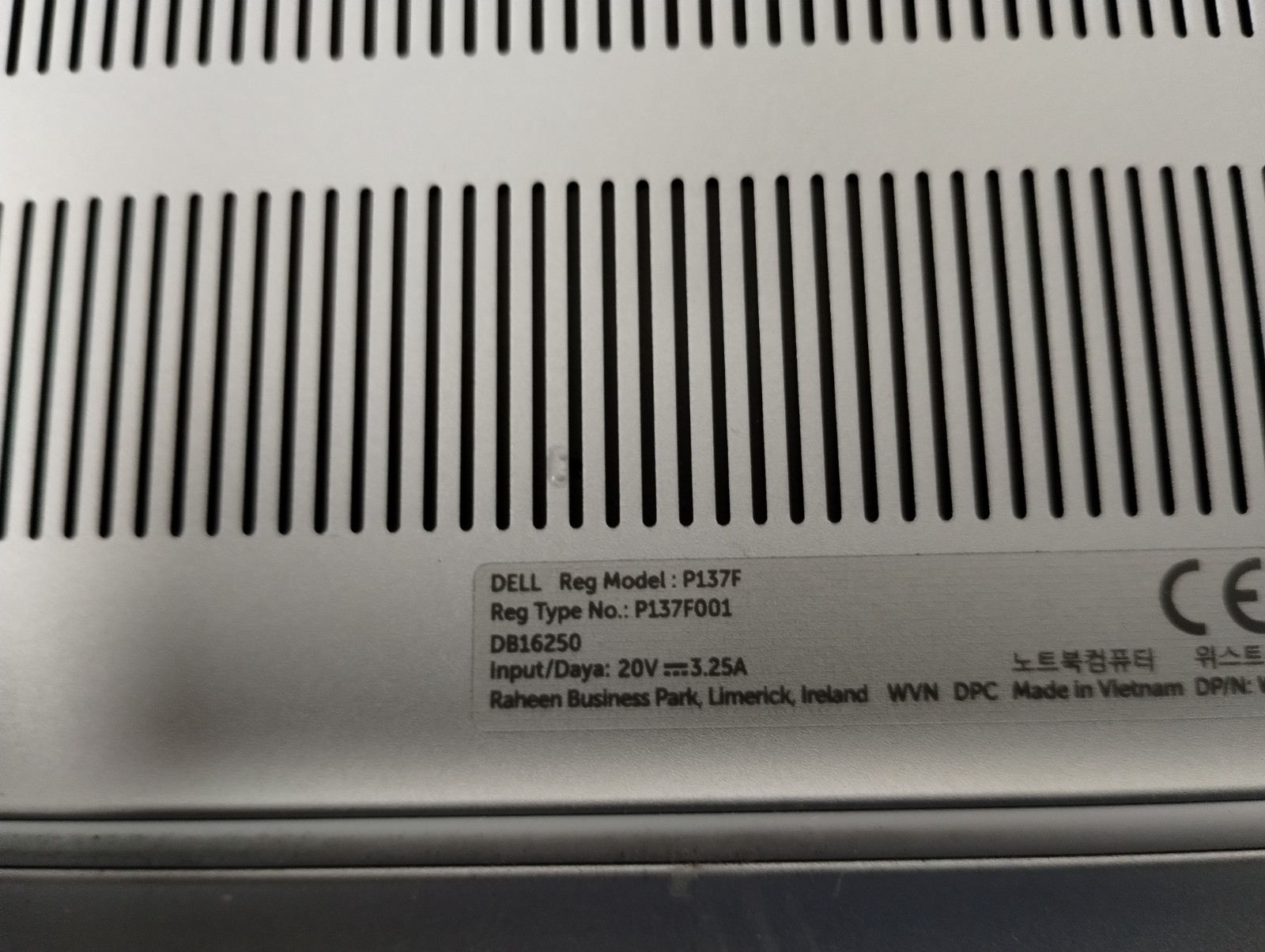 DELL 16 DB16250 VPVXG Intel Core Ultra 9 288V, 3.30 GHz, 32 GB RAM, 1 TB NVMe