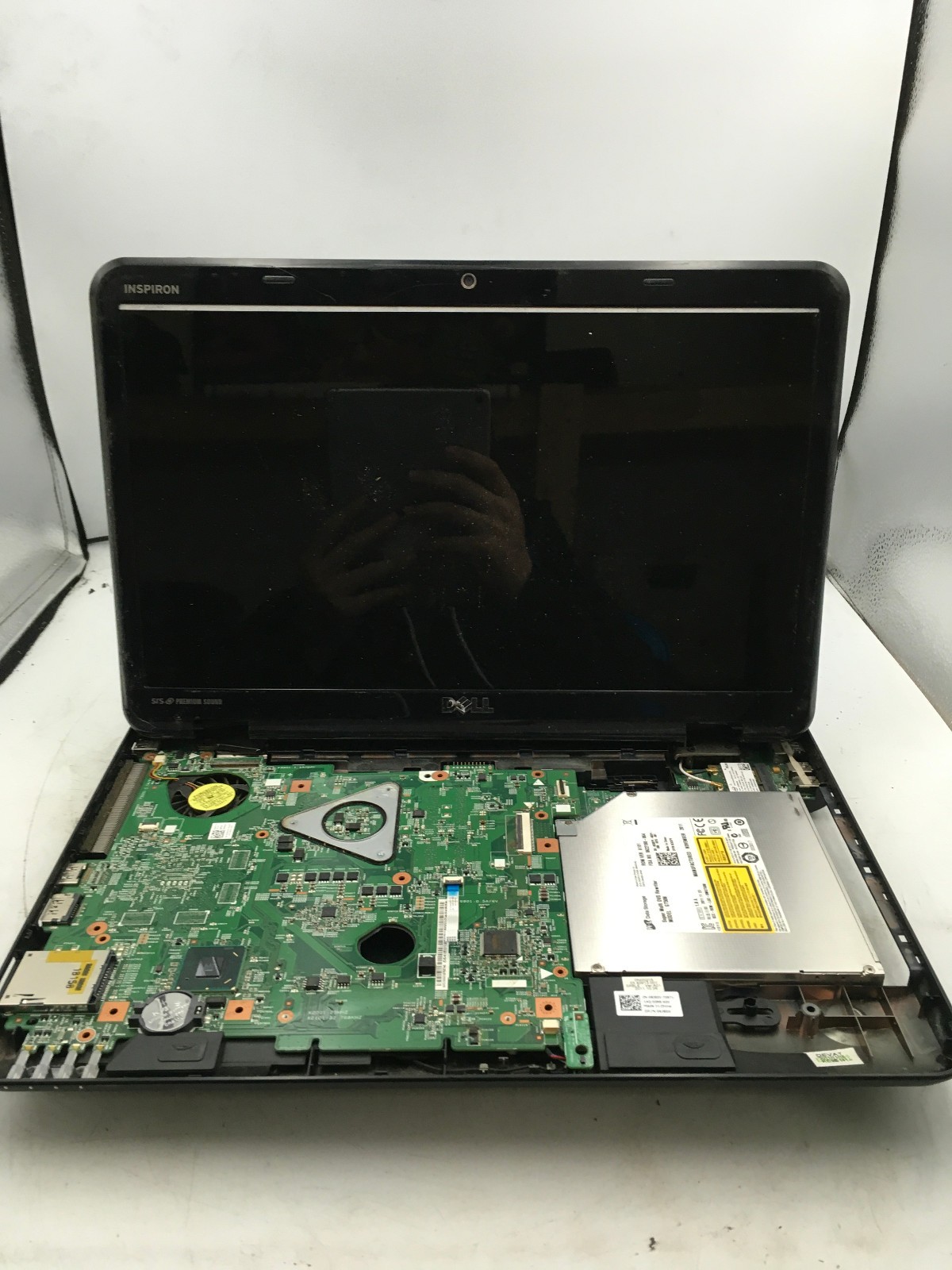 DELL INSPIRON N5110 – FOR PARTS – INTEL CORE I5 – NO RAM – READ DESCRIPTION – BB