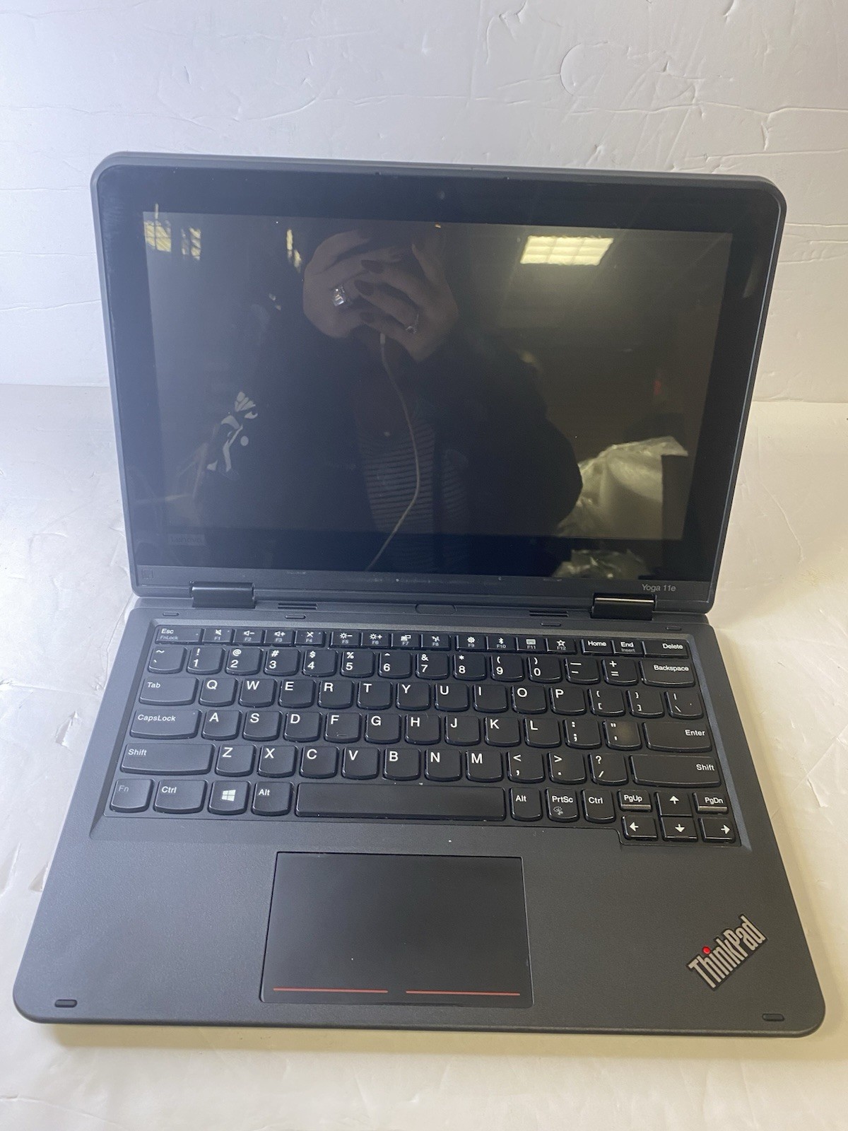 Lenovo ThinkPad Yoga 11e 11.6in 2 in 1 flip TouchScreen Windows 10