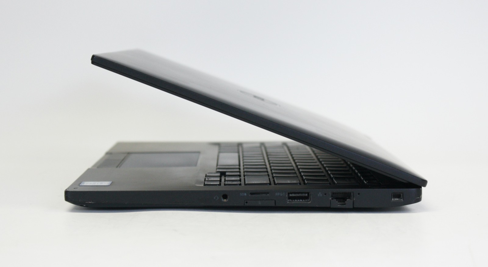 Dell Latitude 7390 Touchscreen Laptop 13.3″ i7-8650U 1.90GHz 16GB RAM 256GB NVMe