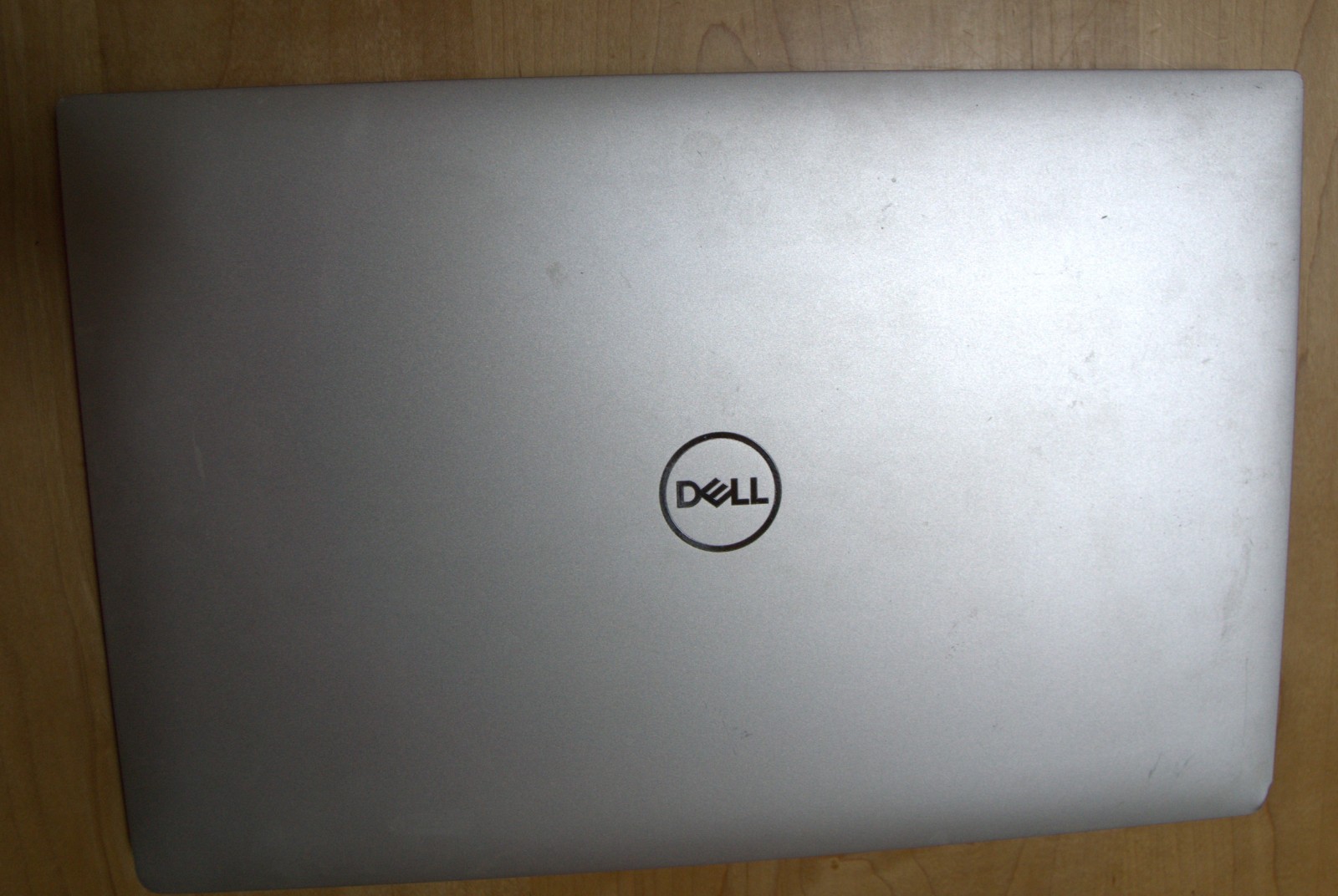DELL XPS 15 9570 4K TOUCHSCREEN i9-8950HK 32GB RAM 1TB NVIDIA GeForce GTX 1050