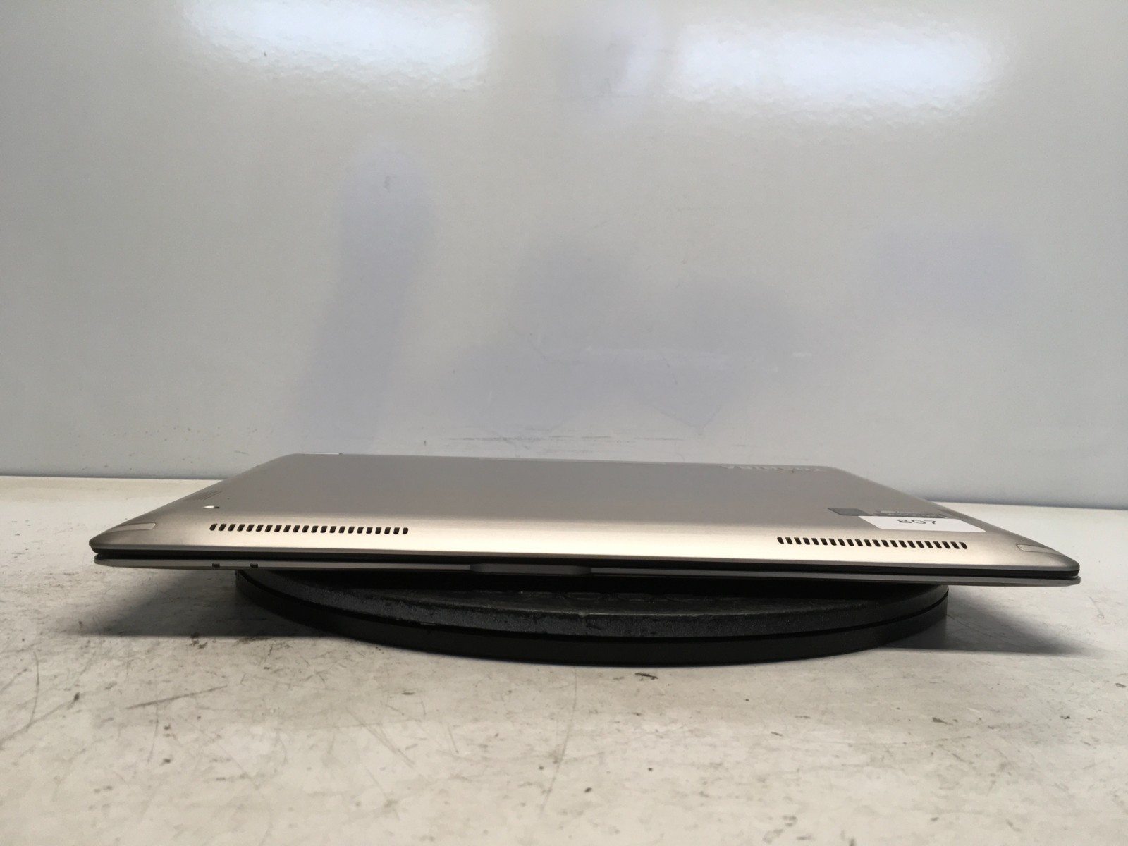 Toshiba Satellite Click 2 Pro P35W-B3226 Intel Core i7-4510U 8 GB NO HDD/Batt