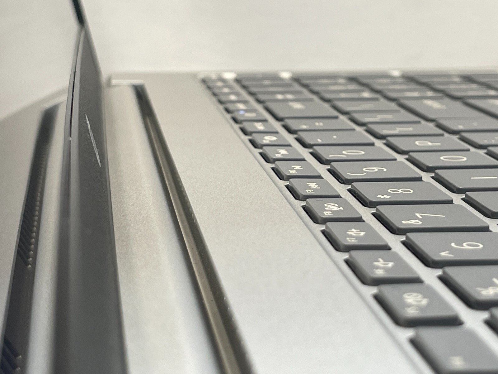 HP 15-fc0025dx 15.6″ Laptop – AMD Ryzen 5 7520U 2.8 GHz, 8GB RAM, 512GB SSD