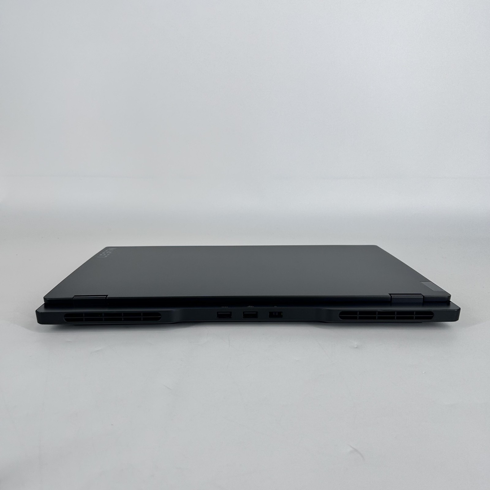 Lenovo Legion Slim 7 15.6 4K 3.3GHz Ryzen 9 5900HX 16GB 1TB SSD RTX 3050 Ti Good