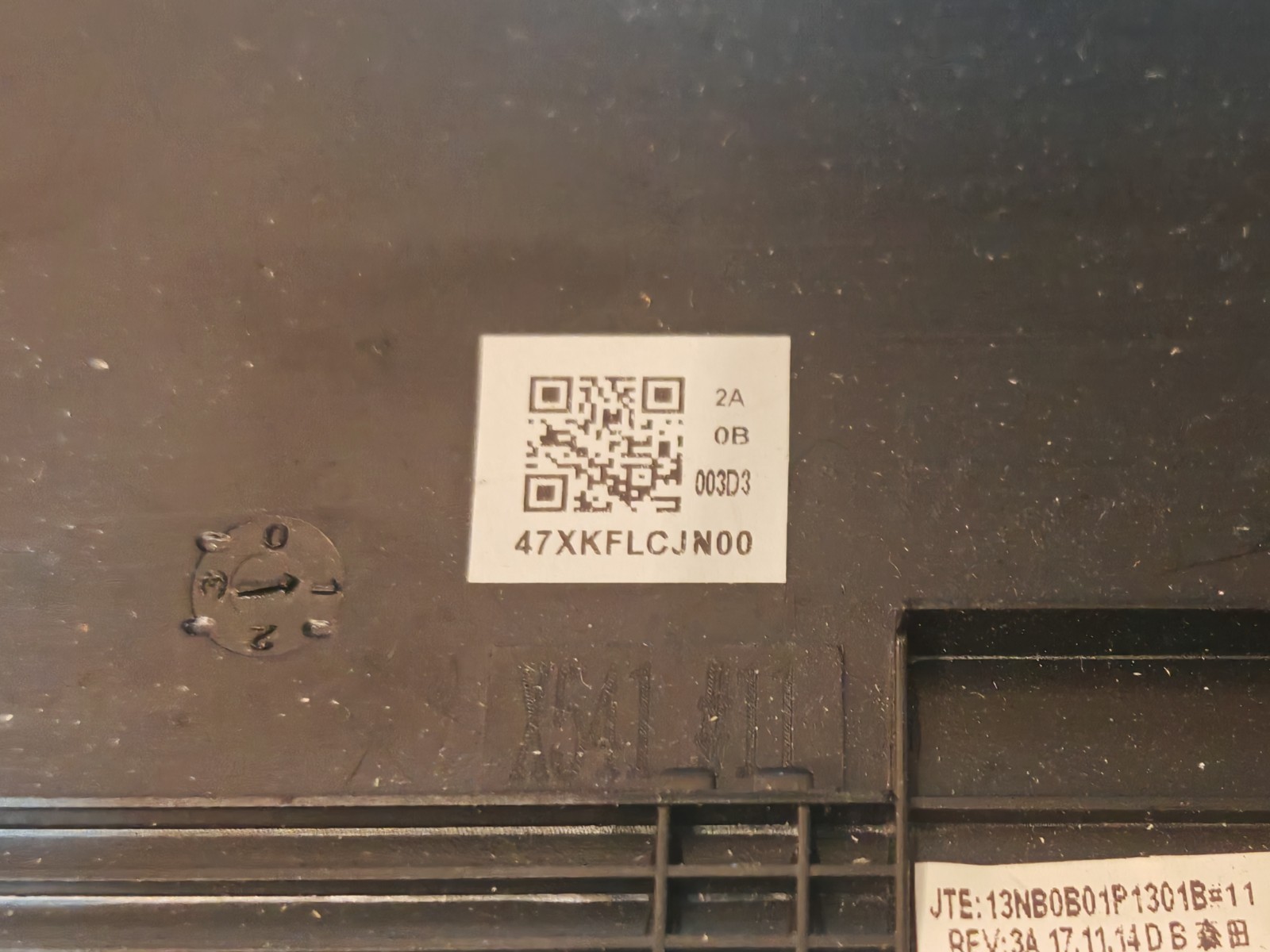 X541 R541 F541 K541 X540 BODY DISPLAY COVER LCD 13NB0B01P1301 47XKALCJN00