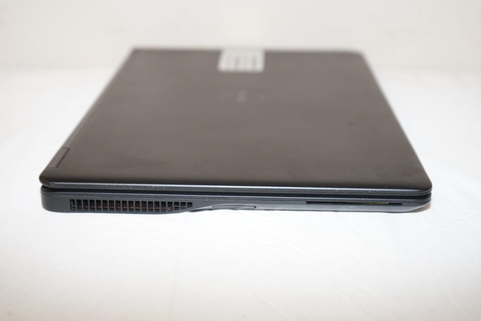 ^ Dell Latitude E7450 14″ Intel i7-5600U @ 2.60GHz 4GB Ram No HD #C1597