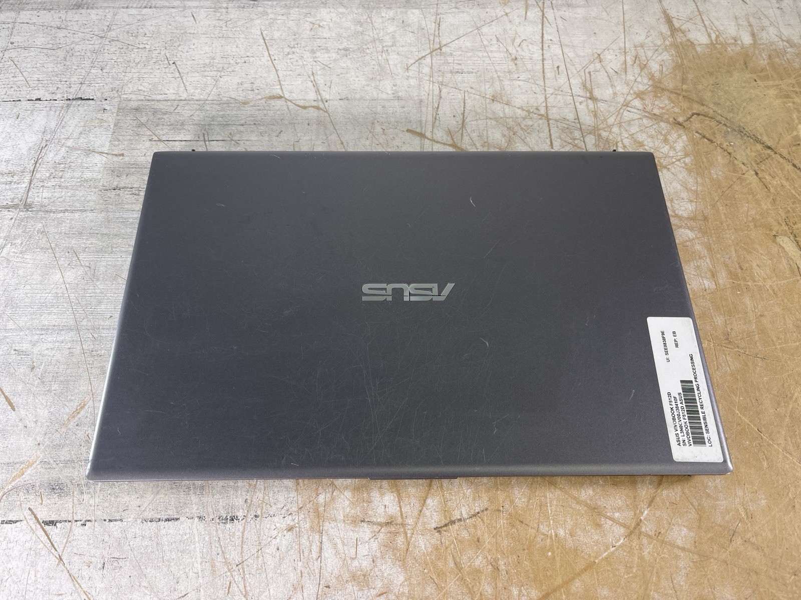 ASUS VIVOBOOK F512D RYZEN 3 3200U @ 2.60GHz, 16GB RAM, NO HDD/OS – (FOR PARTS)