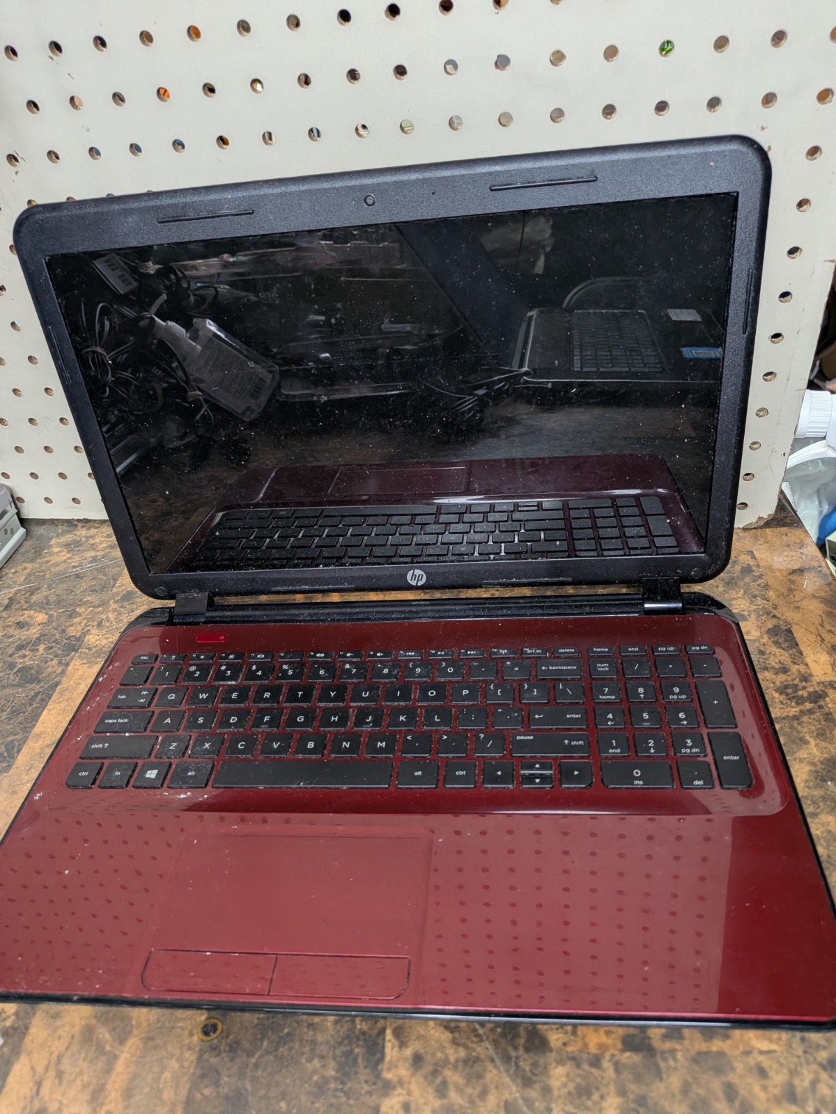 *For Parts* HP 15-d074nr Notebook PC – 2014 – Windows 8