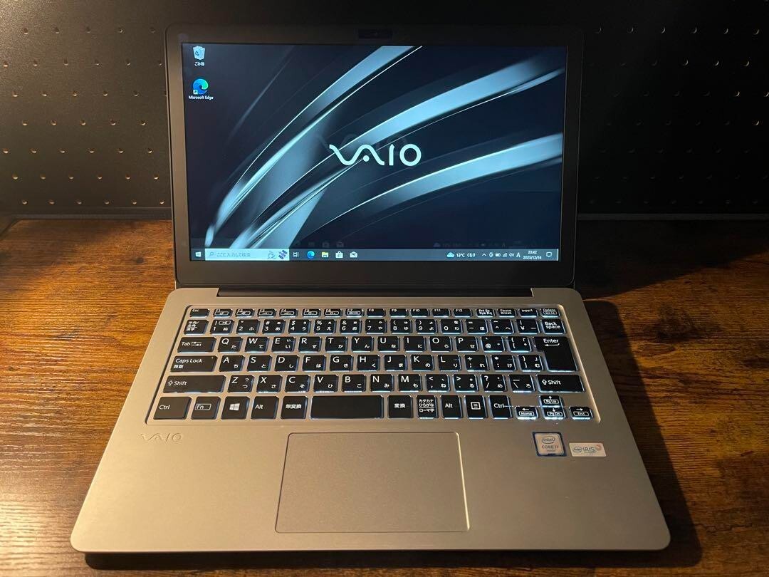 Sony Vaio Z Clamshell Type Silver Laptop PC VJZ131 RAM:16GB SSD:1TB i7-6567U