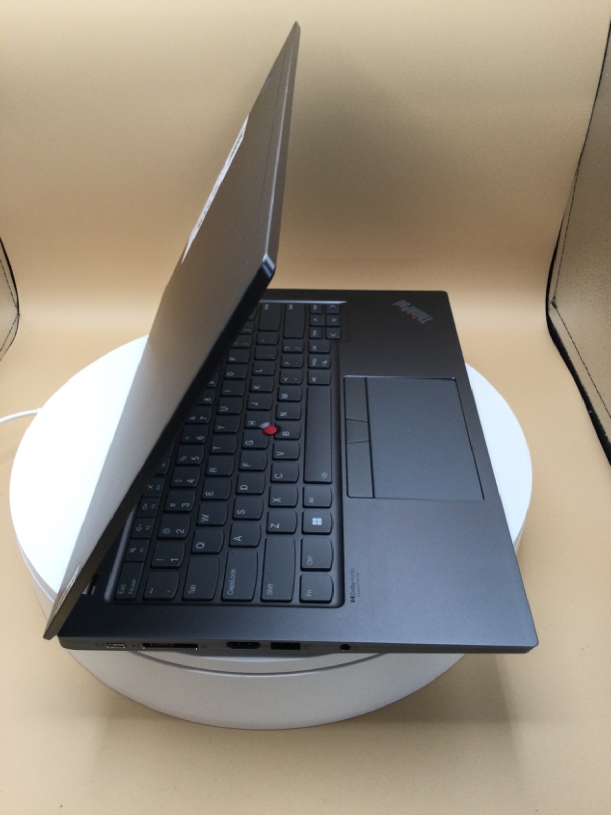 Lenovo ThinkPad T14s G2 14″ Laptop i5-1135G7 16GB RAM 512GB SSD W11Pro Used