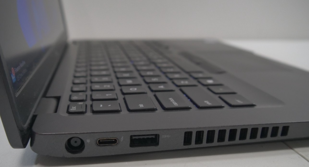 Dell Latitude 5400 i5-8365U 16 GB RAM 500 GB NVMe Win 11 Pro-PAYTECK COMPUTER