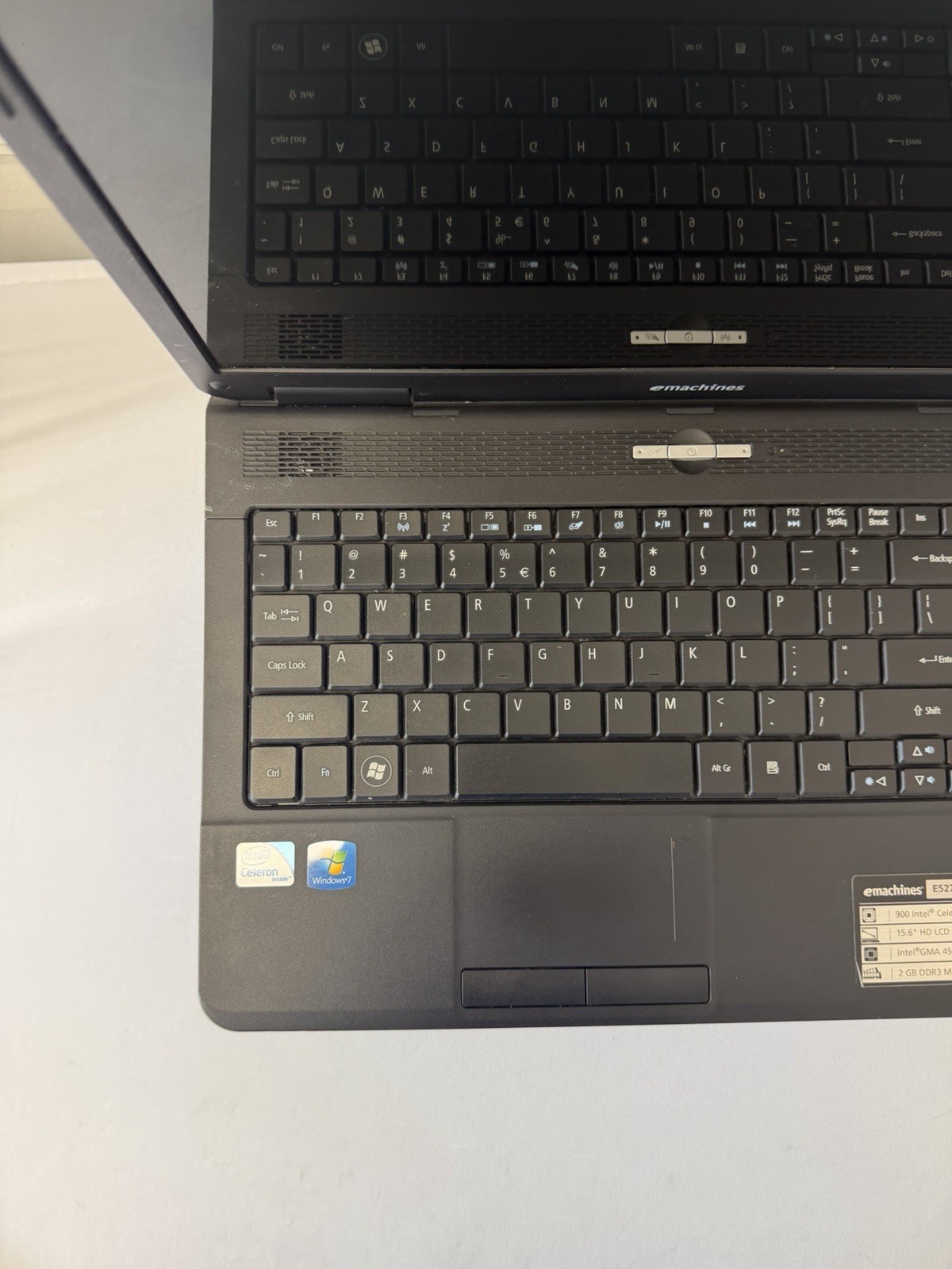 EMachines E527-2537 Laptop – Intel Celeron 900 – RAM 6 GB – Read Des