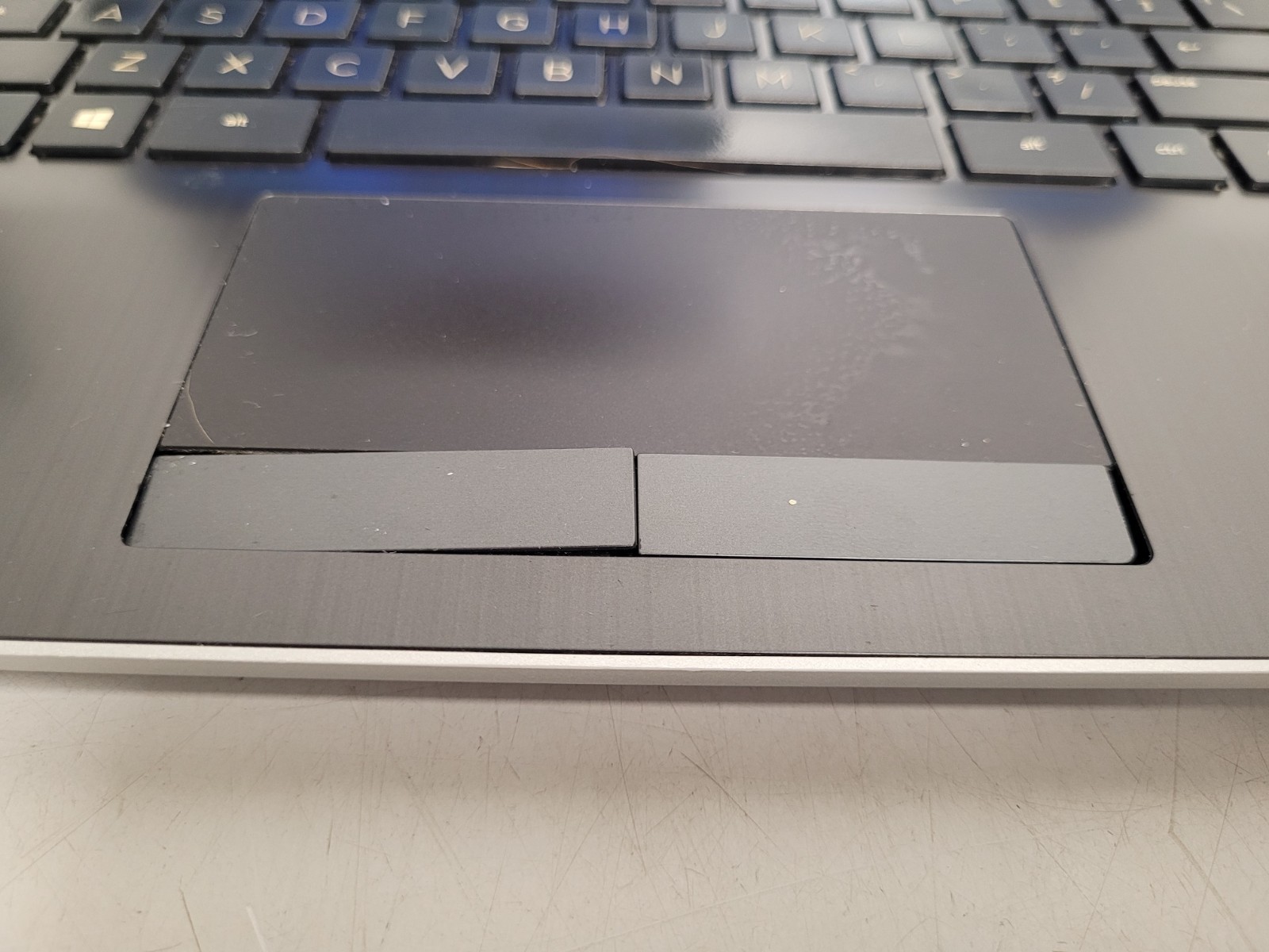Hp laptop 14-dk0xxx 14″ amd ryzen3 3200u 2600mhz 4gb ram 128gb ssd 5CG9242JWK