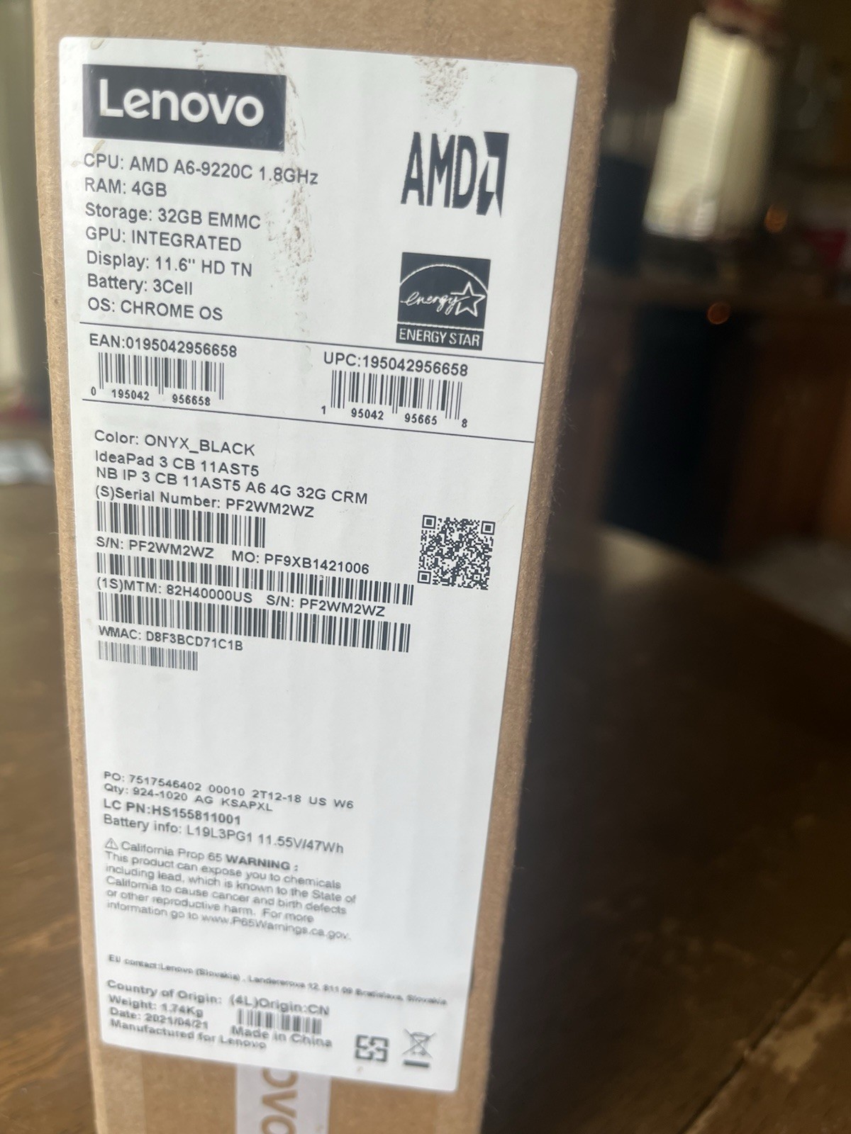 Lenovo chrome book small travel size or work chrome book smooth