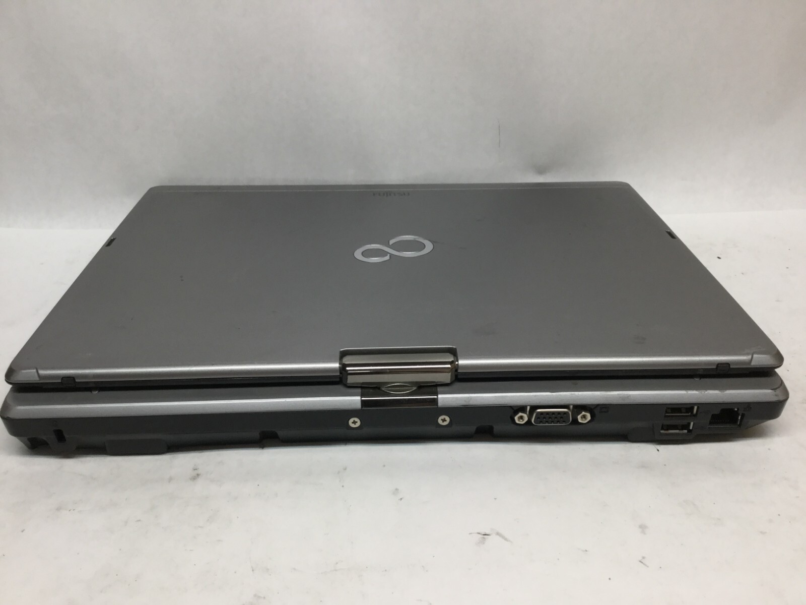 Fujitsu Life T734 Book 13″ Laptop Intel Core i5 3rd Gen.- DOES NOT BOOT -MZ