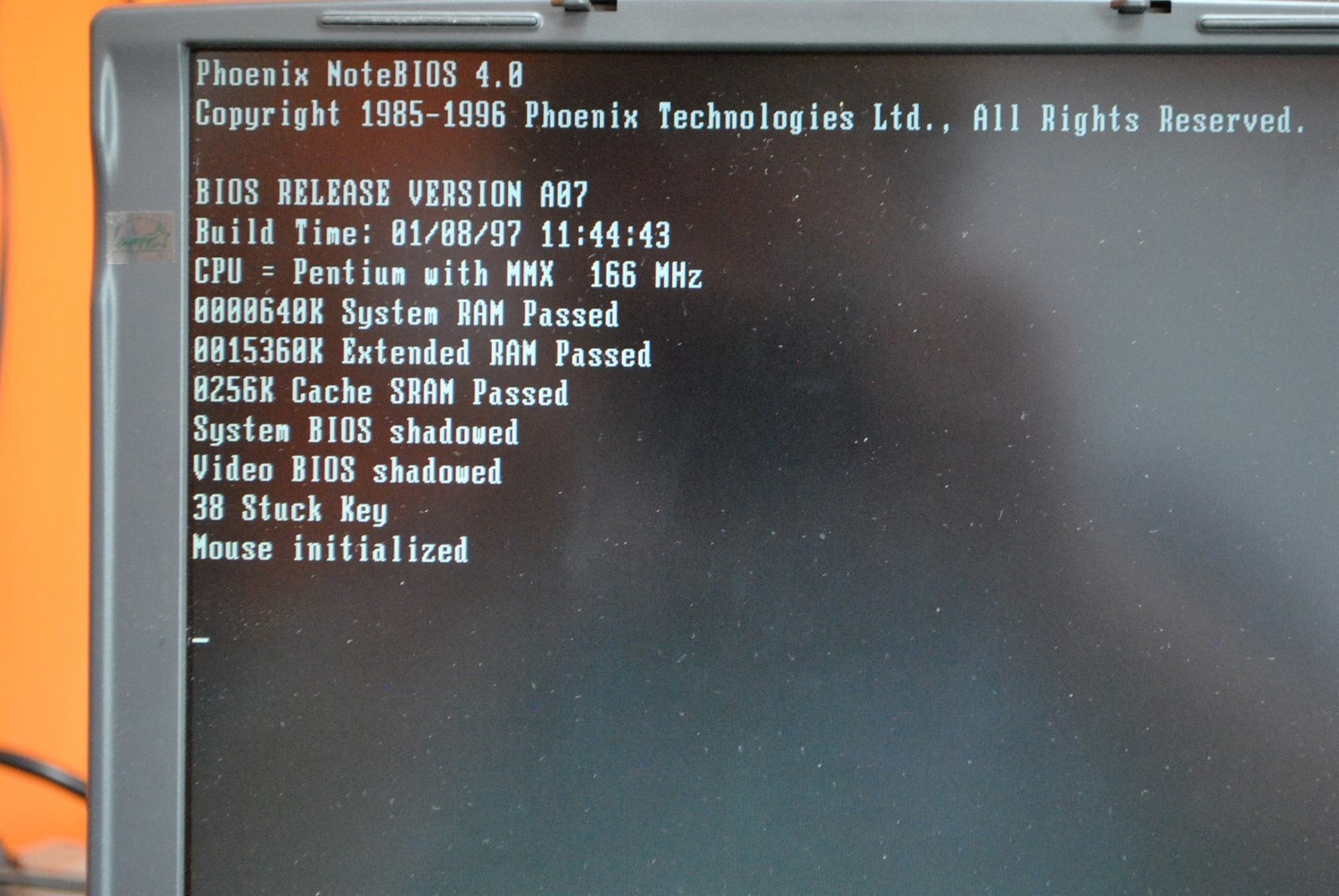 Hitachi Mx Series Mx166TMMX Laptop Intel Pentium MMX 166MHz 16MB 0HD