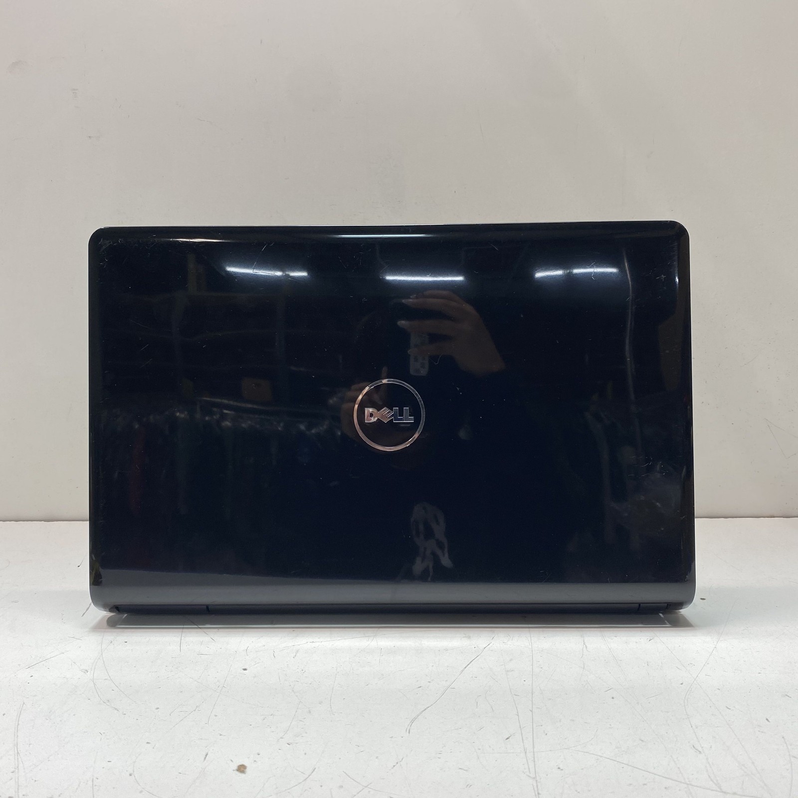 Dell Inspiron 1564 – 15.6″ Intel Core i5 Processor (No Hard Drive)