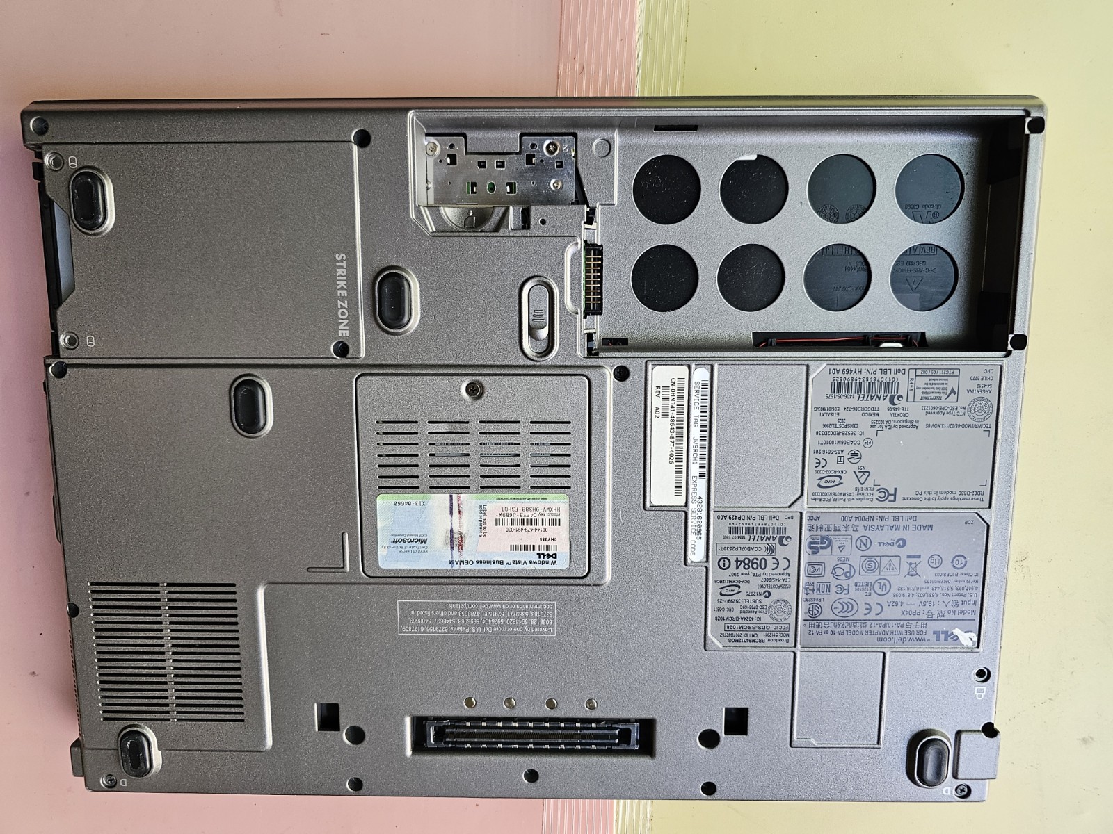 Dell Latitude D830 Core 2 DUO 3GB RAM 0GB SSD SERIAL COM PORT, PHONE PORT