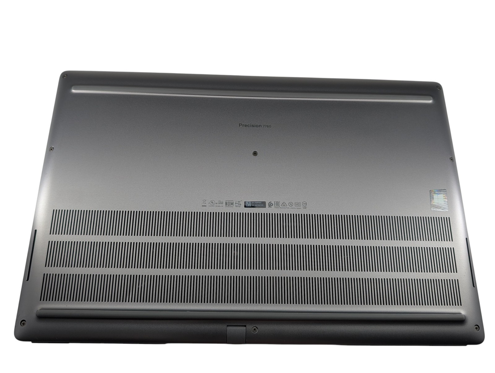 Dell Precision 7760 Xeon(R) W-11855M 64GB RAM 1TB SSD – Grade B Low Battery