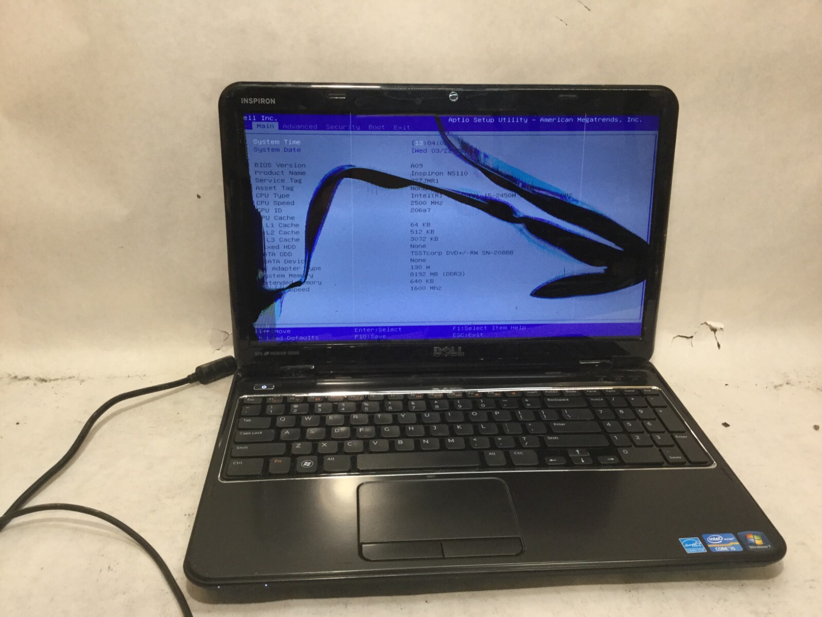 Dell Inspiron N5110 / Intel Core i5-2450M @ 2.50GHz /(CRACKED/MISSING PARTS!)-MR
