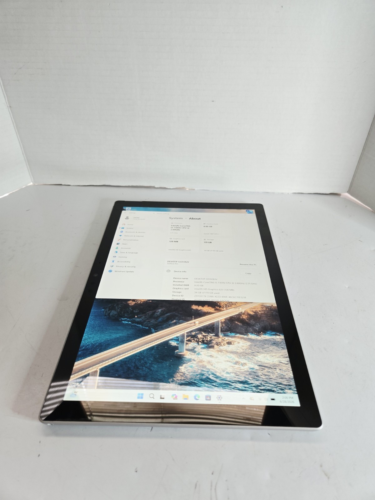 Microsoft Surface Pro 5 1796 Core i5-7300U 2.60GHz 8GB 128GB