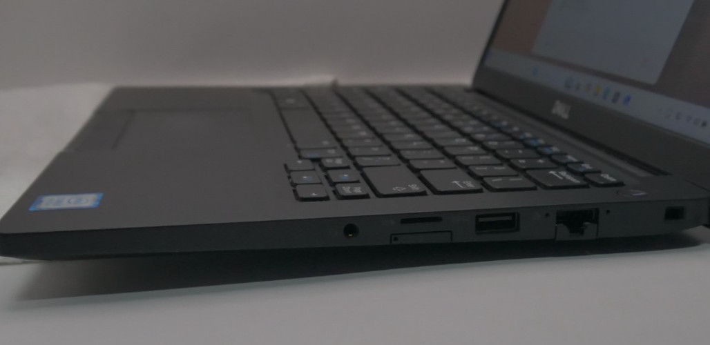 Dell Latitude 7390 13.3 Core i5-8350U 1.7Ghz 8GB RAM 256GB NVMe PAYTECK COMPUTER
