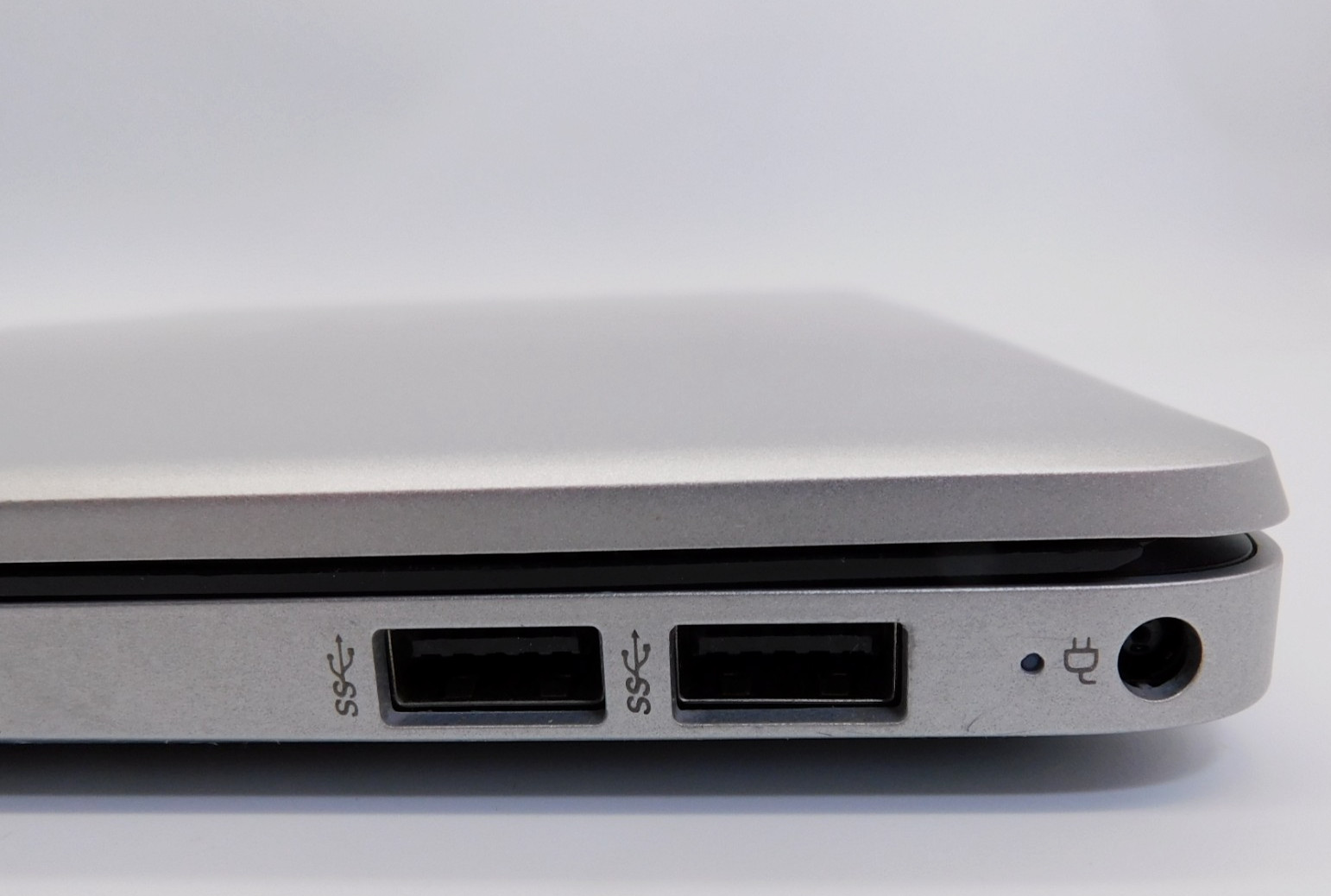HP 15-dw0037wm 15.6″ i3 8th Gen 8GB RAM 1TB HDD Windows 10 Laptop Silver