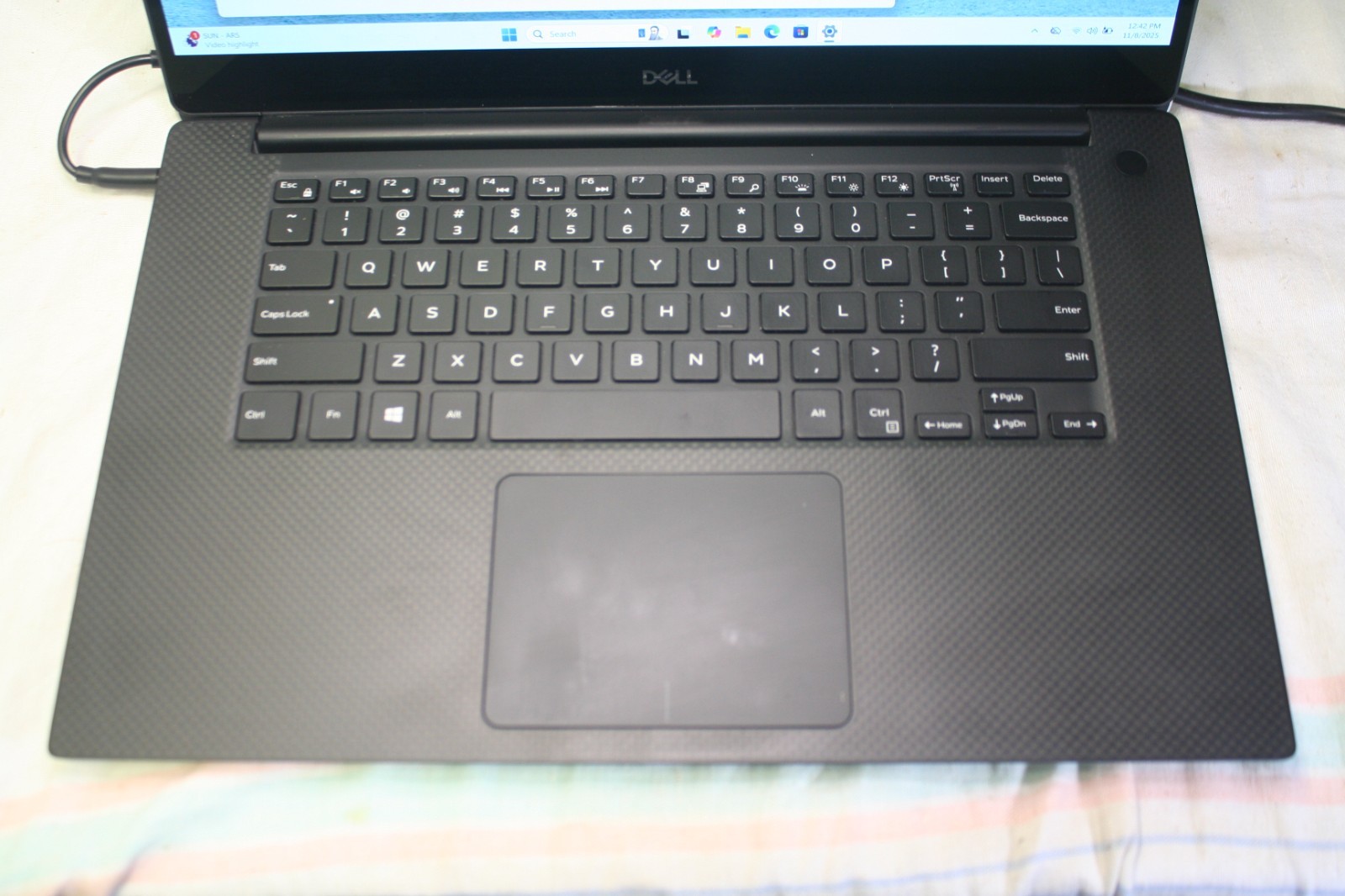 Dell XPS 15 7590 15.6″ i7-9750H ,2.60GHz- 256GB SSD – 16GB RAM – GTX 1650 – W11