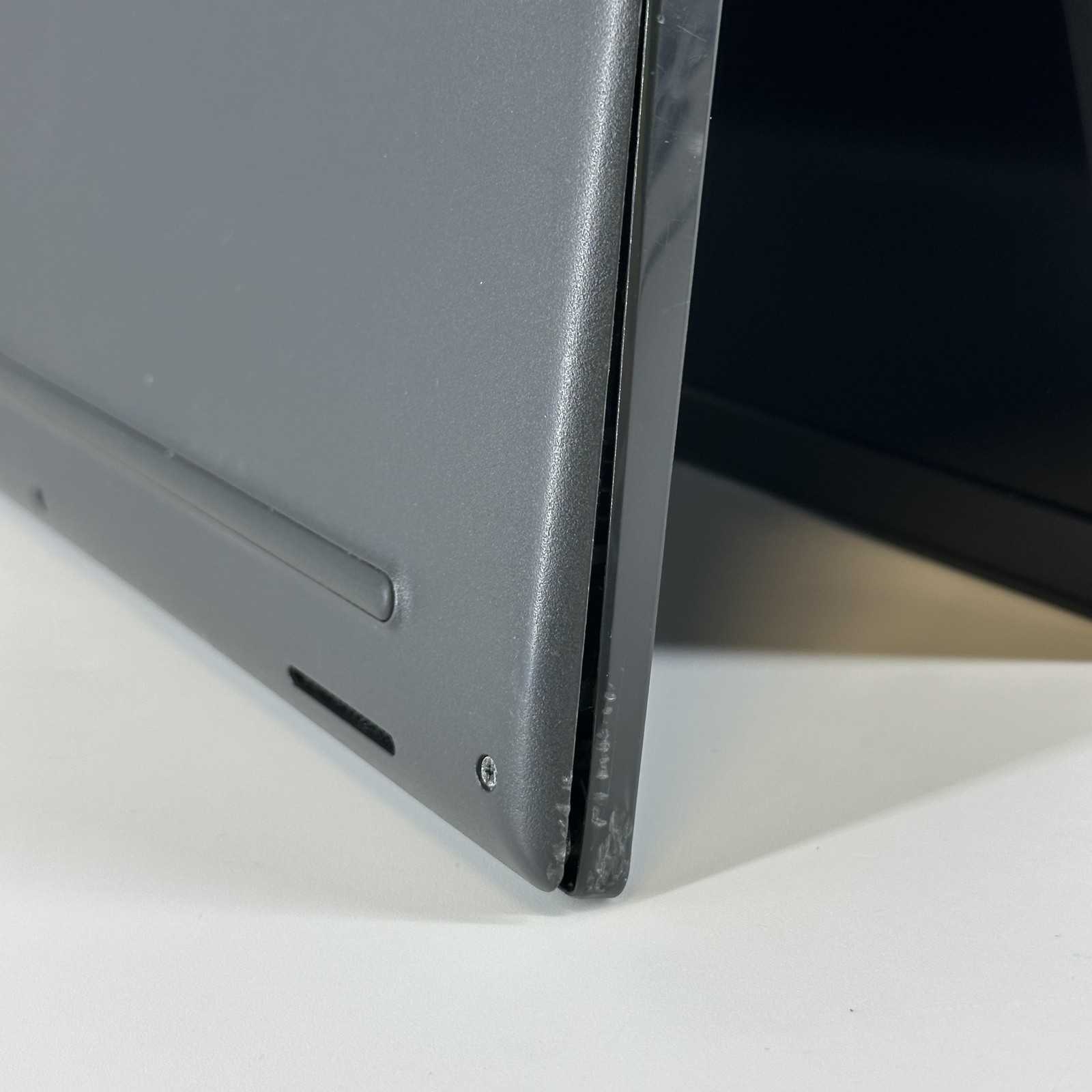 Dell Latitude 3420 14 Gray FHD i7-1165G7 2.80GHz 16GB 512GB SSD Fair
