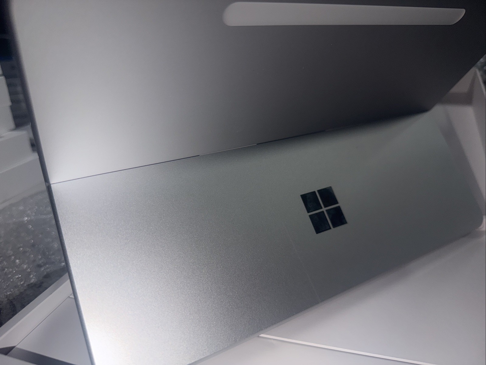 Microsoft Surface Pro 12″ 1st Edition Snapdragon X Plus256GB 16GB RAM *NEW