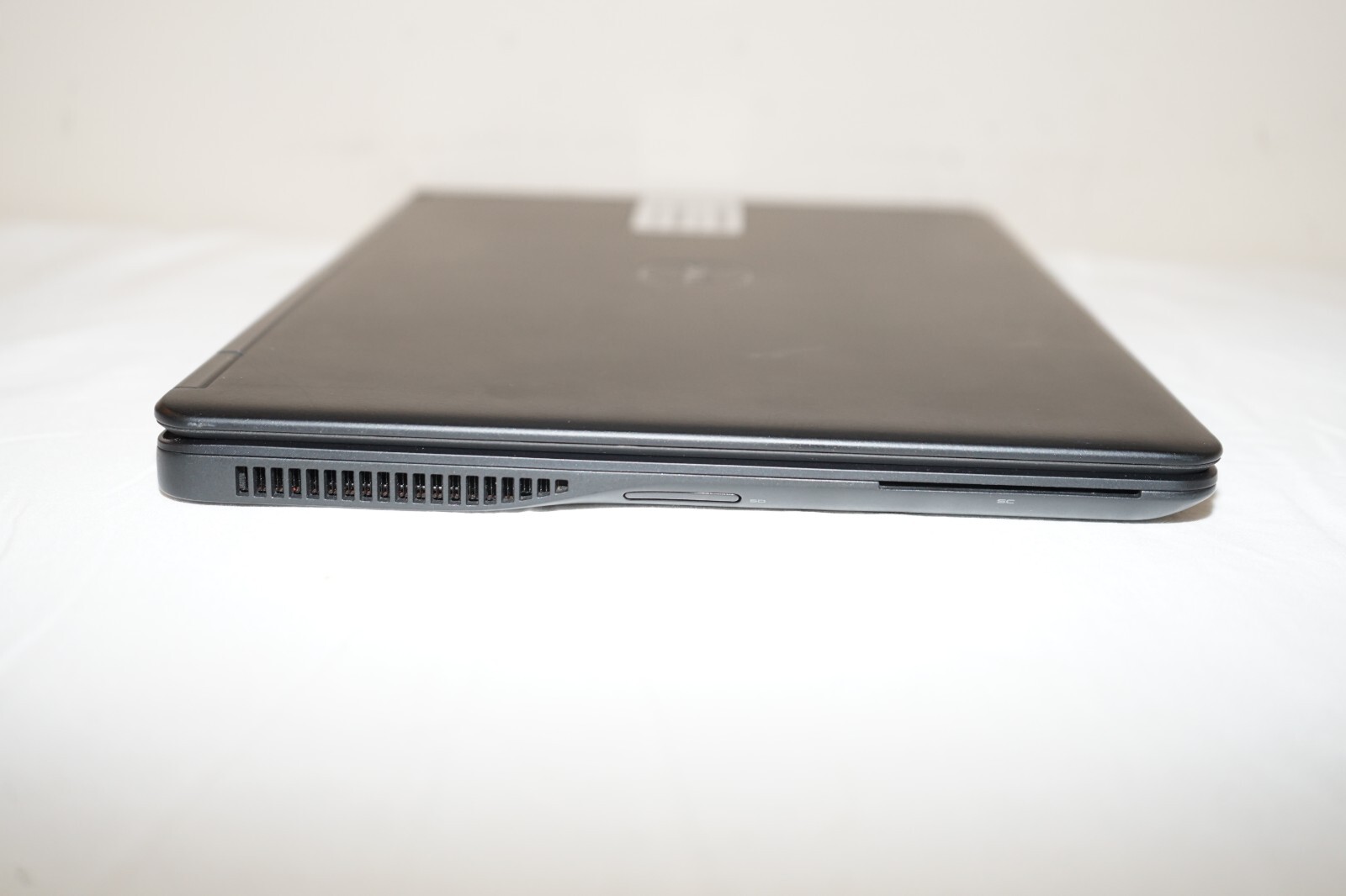 ^ Dell Latitude E7450 14″ Intel i7-5600U @ 2.60GHz 4GB Ram No HD #C1665