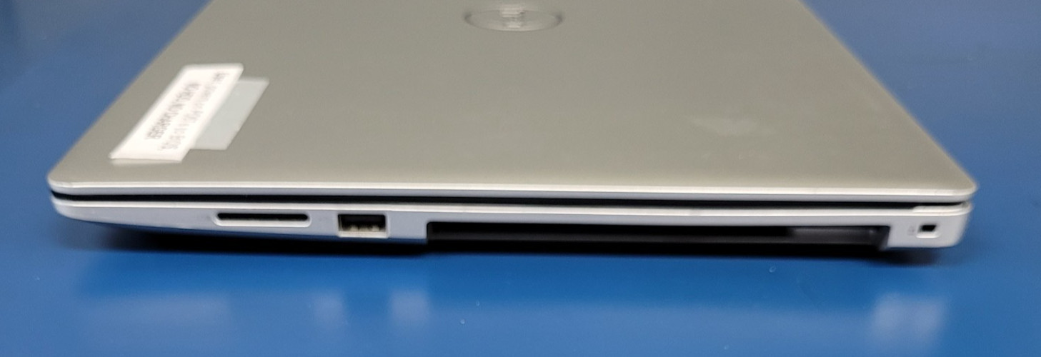 Dell Inspiron 15 5570 15.6″ Core i7-8550u @1.80GHz / 4 GB RAM – NO HDD