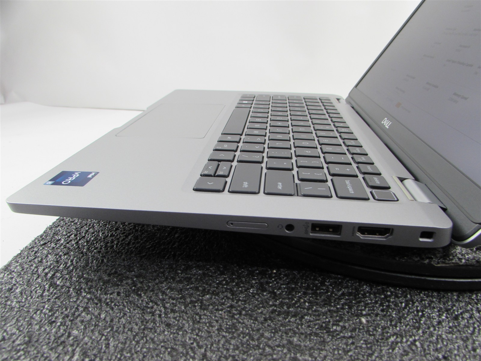 DELL LATITUDE 5330 FHD TOUCHSCREEN I5-1245U 10 CORE 512GB SSD 16GB RAM NO O.S