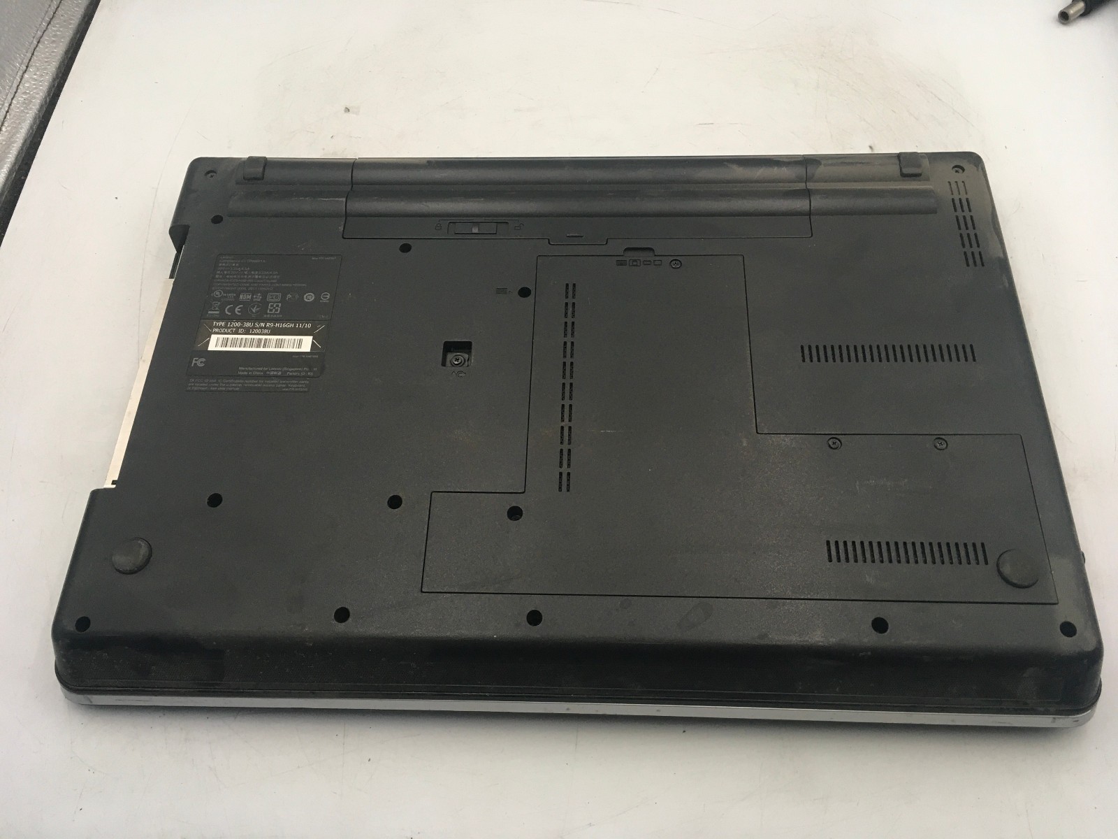 LENOVO THINKPAD E525 – BOOTS TO BIOS – AMD E2 3000M – 4GB RAM – 15″ – READ – BB!