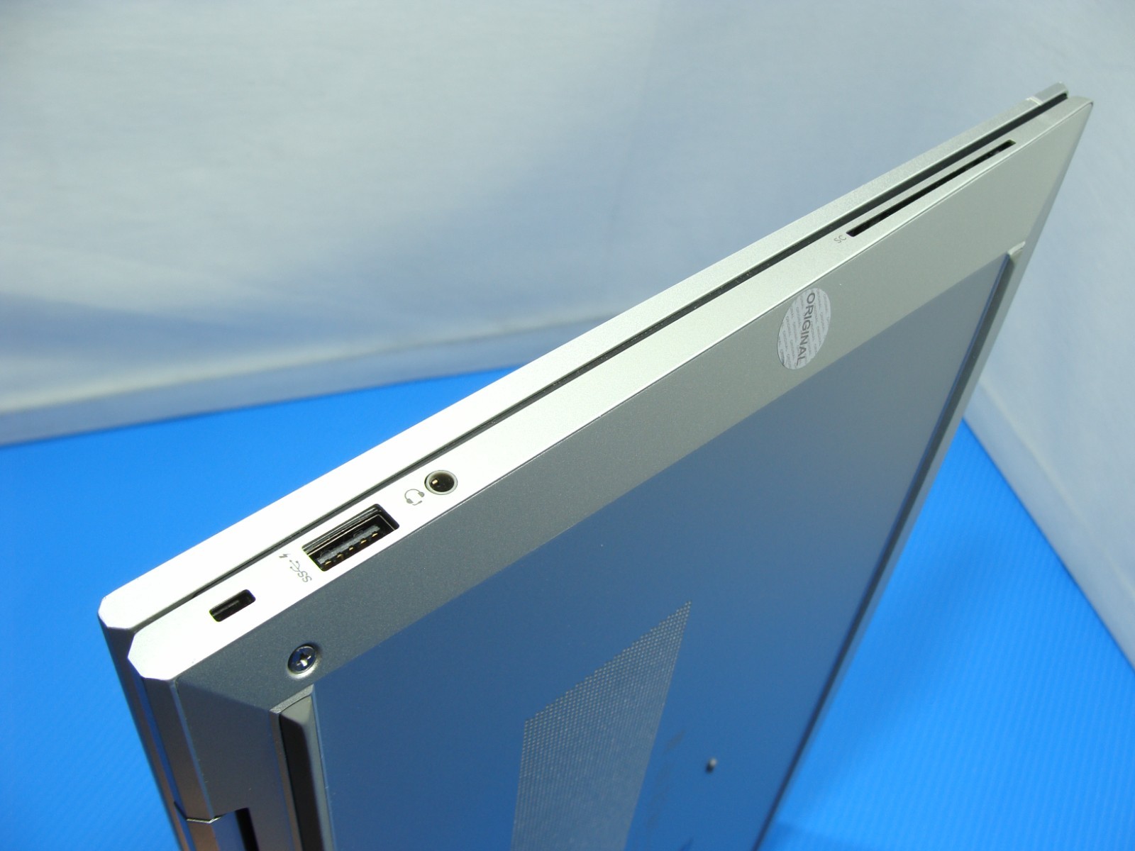 HP EliteBook 850 G7 15.6″FHD Intel i5-10310U 1.7GHz 16GB 256GB SSD W11P +Charger