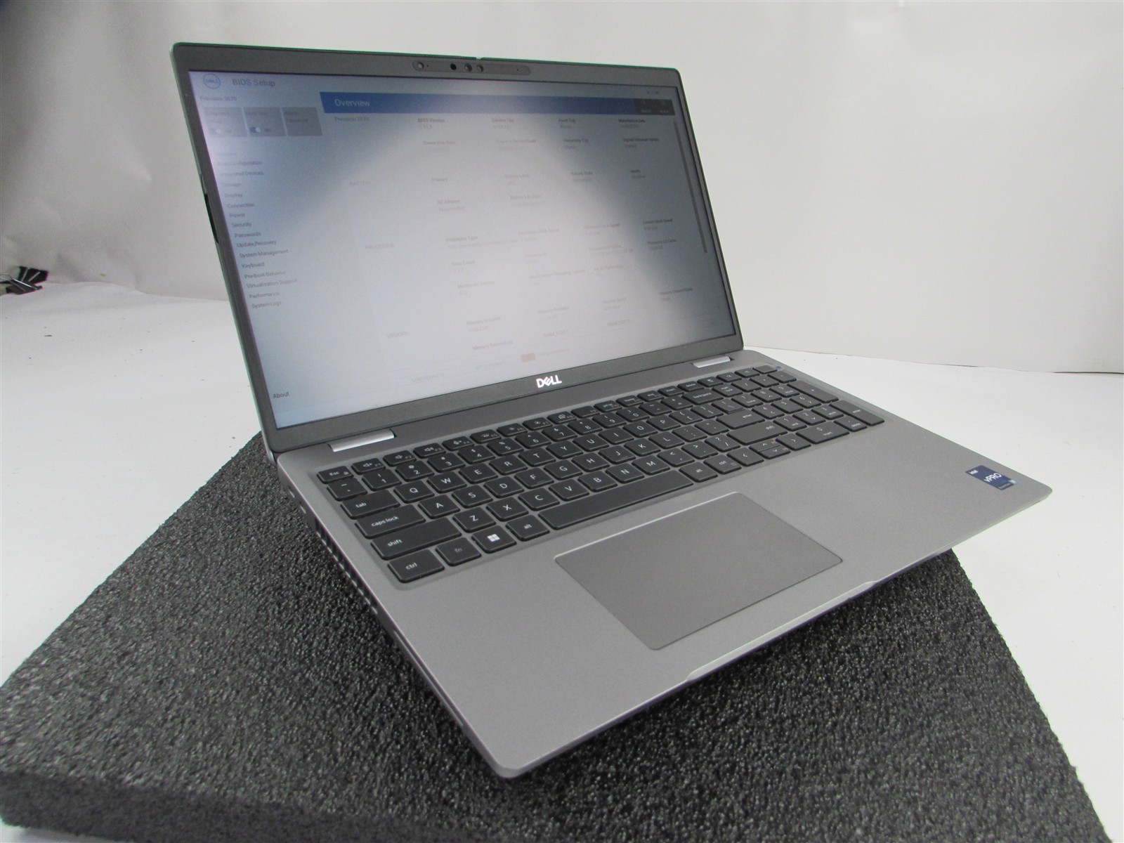 DELL PRECISION 3570 1920X1080 FHD CORE I7-1265U 256GB SSD 16GB RAM T550 NO O.S