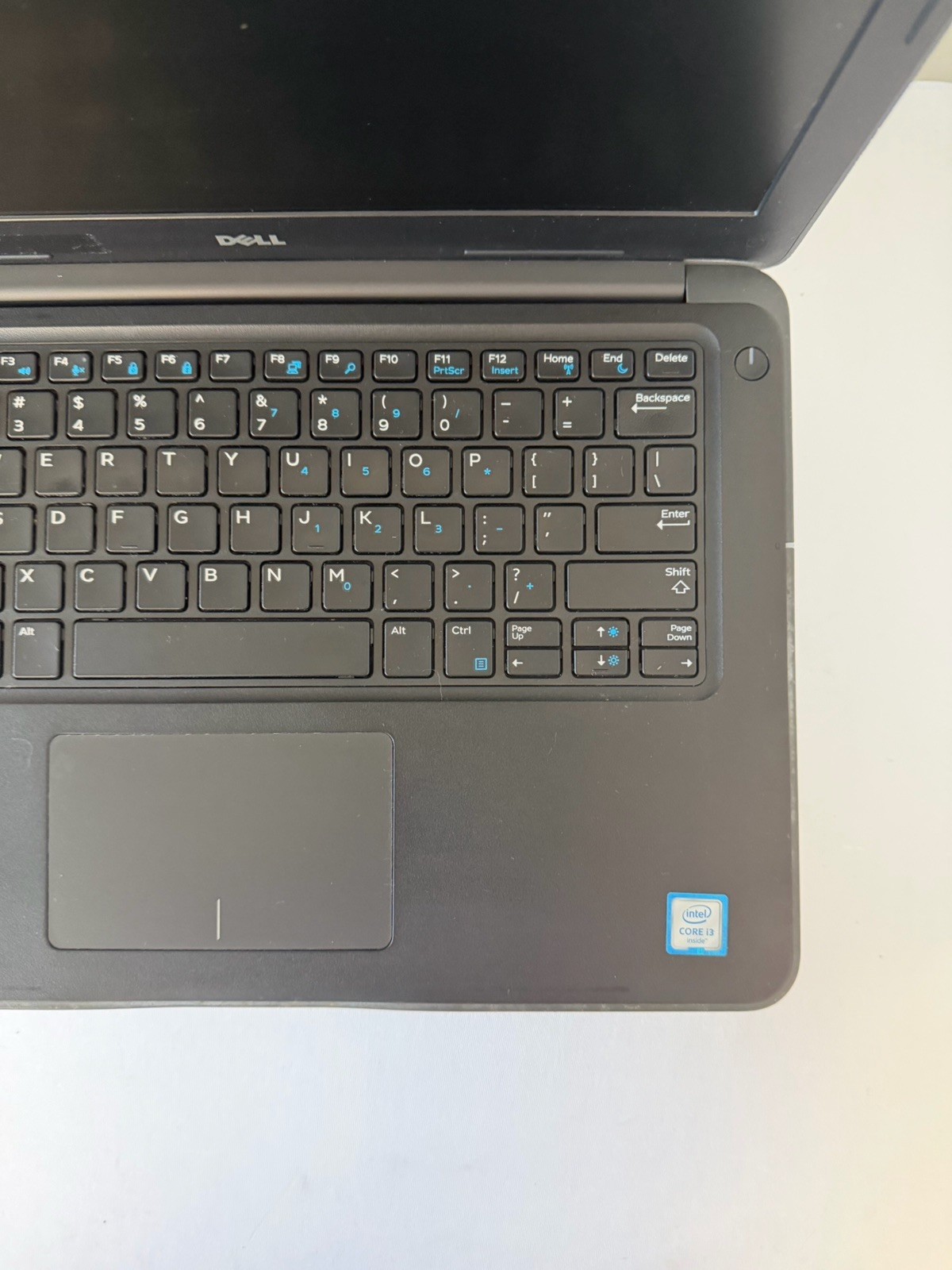 Dell Latitude 3380 Laptop – Good Screen – Intel i3-6006U – RAM 4 GB – Read Des