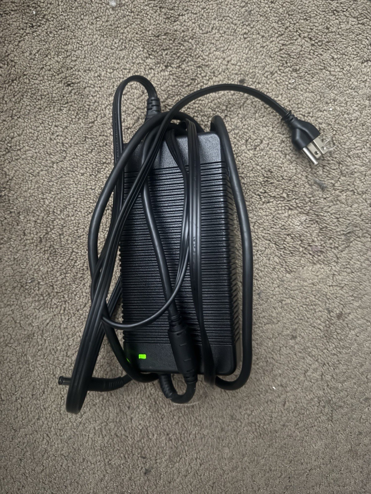 Dell G15 15.6’’, Intel i7-13650HX, 1tb SSD, Nvidia 4060, 16tb Ram, W11, Charger.
