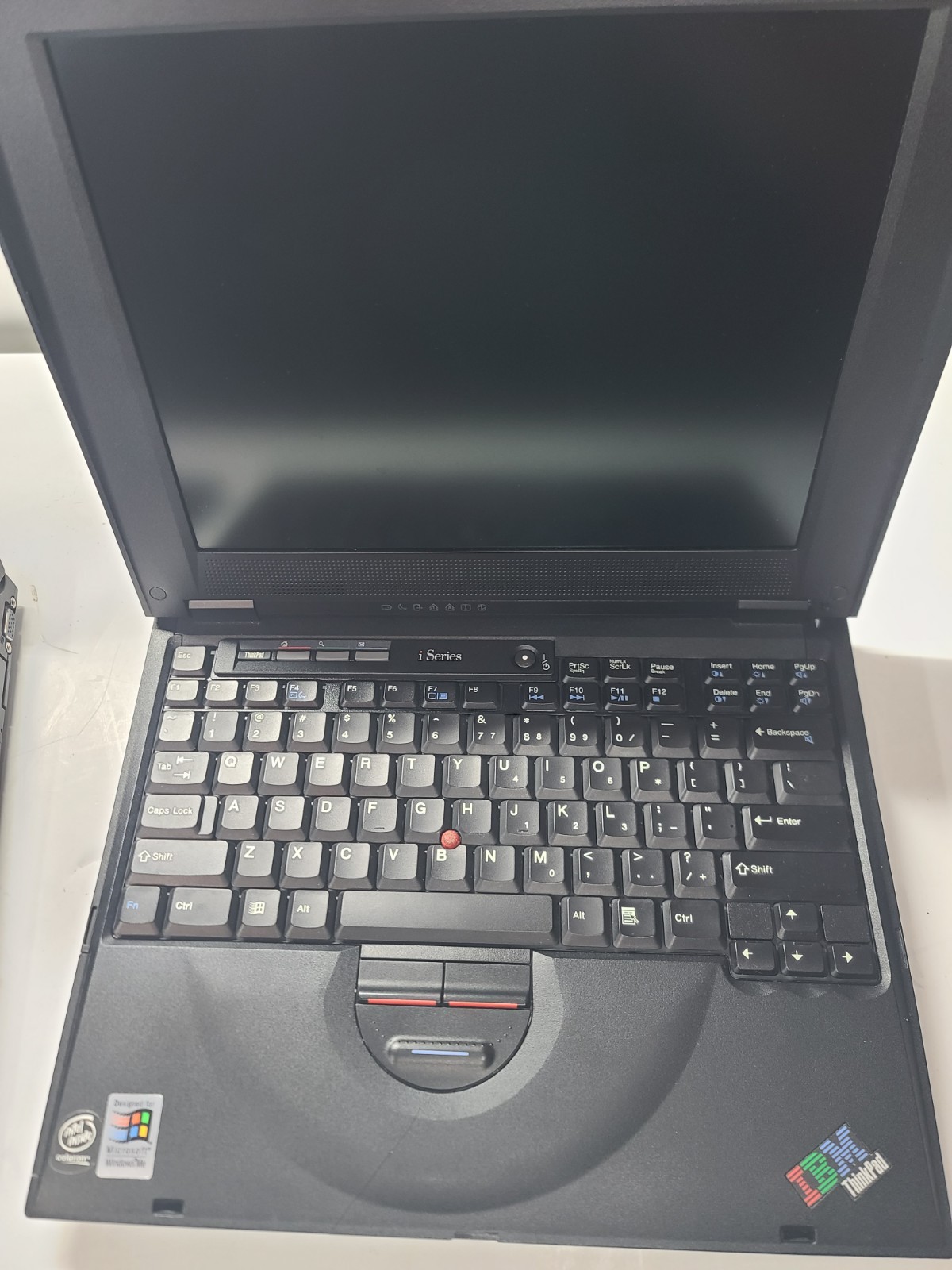 IBM ThinkPad R50e/ IBM ThinkPad I Series. No HARD-DRIVES. Untested