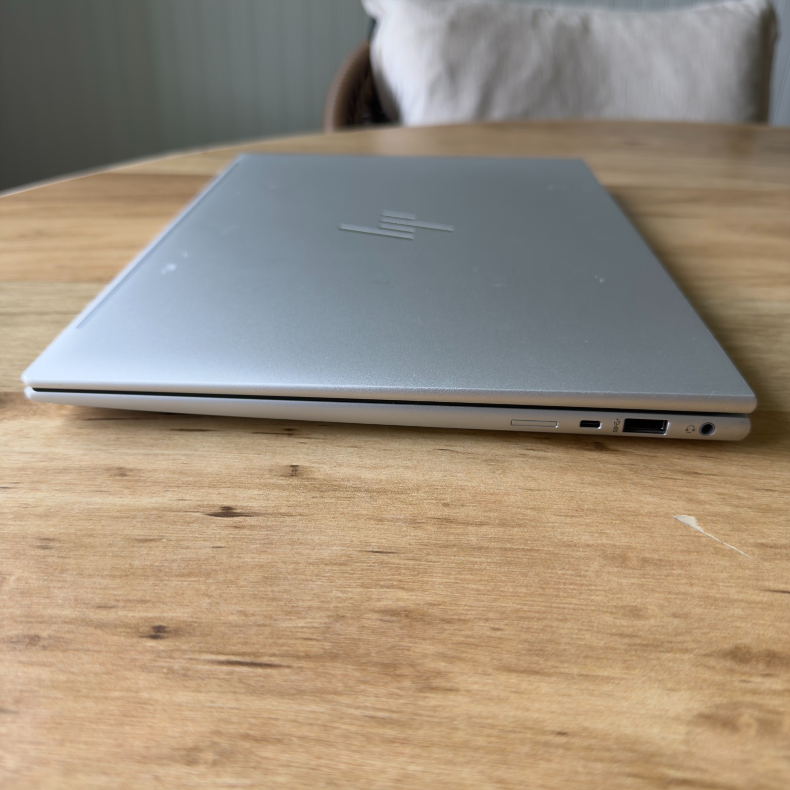 HP EliteBook 840 G9 14” 512GB SSD Intel i7-1265U 16GB RAM w Charger – Fair