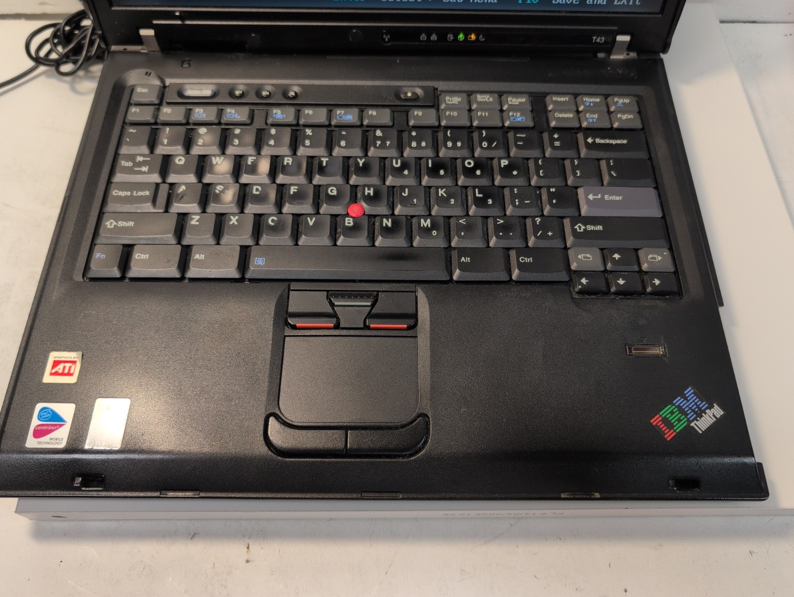 🔥 Lenovo Thinkpad T43 14″ Laptop Pentium M 1.73GHz/ 1.5GB RAM (NO HDD/CADDY)-